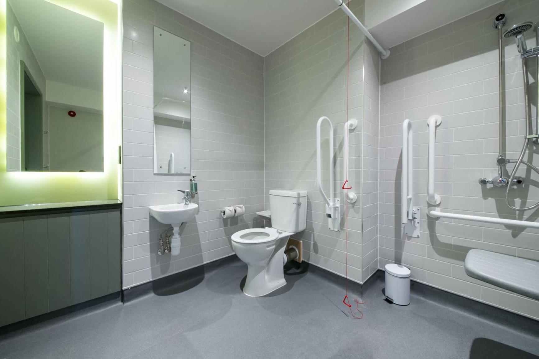 Double or Twin Room - Disability Access