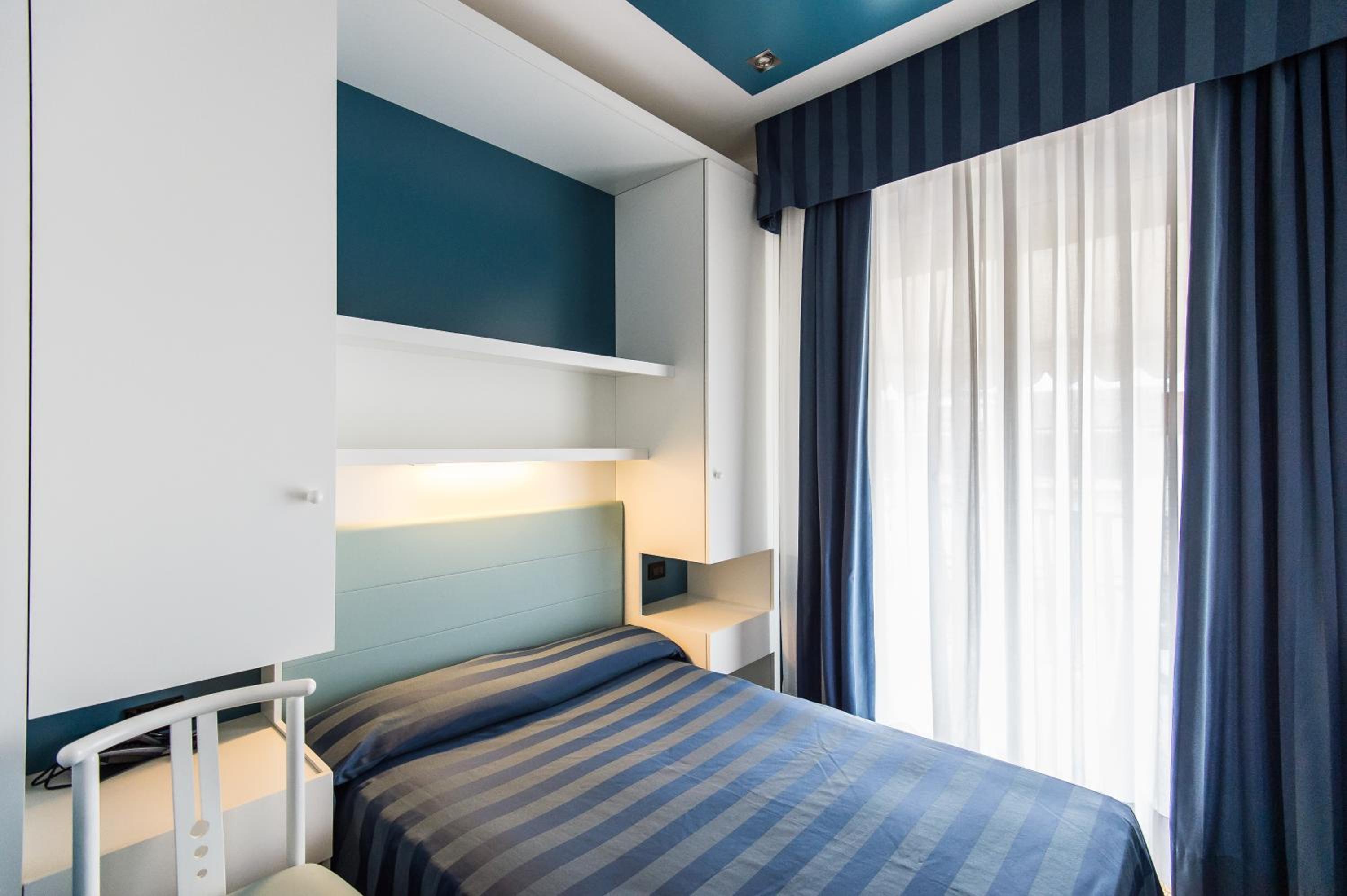 Double or Twin Room photo 2