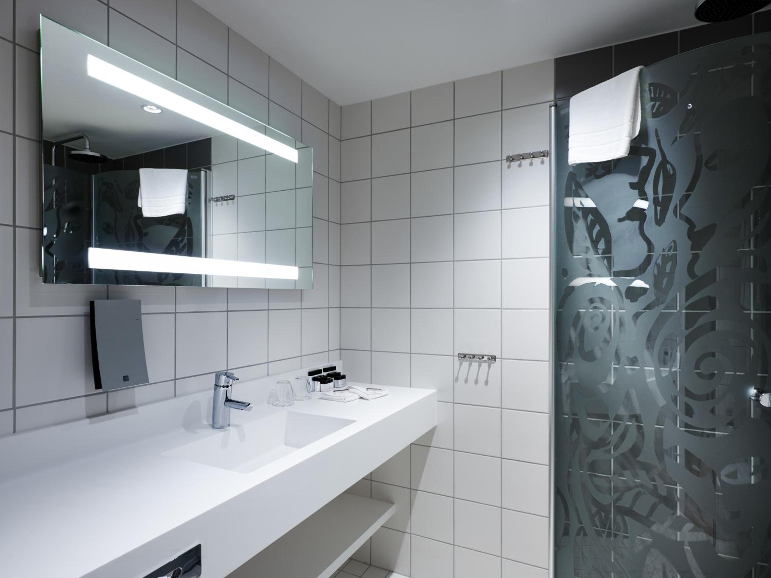 Standard Double or Twin Room - Gothia Towers - Photo 8