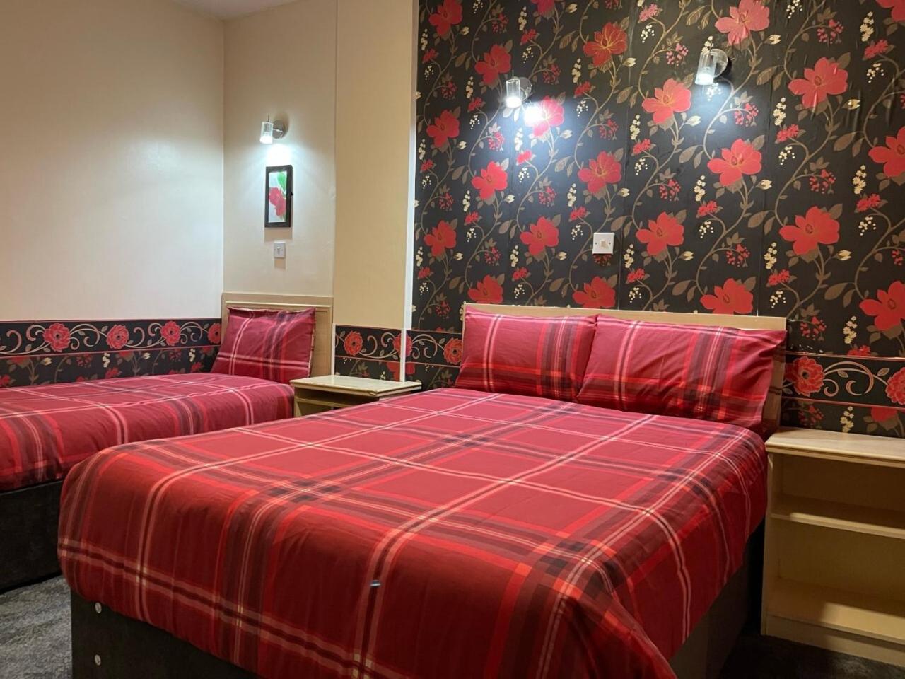 Standard Triple Room - Photo 6