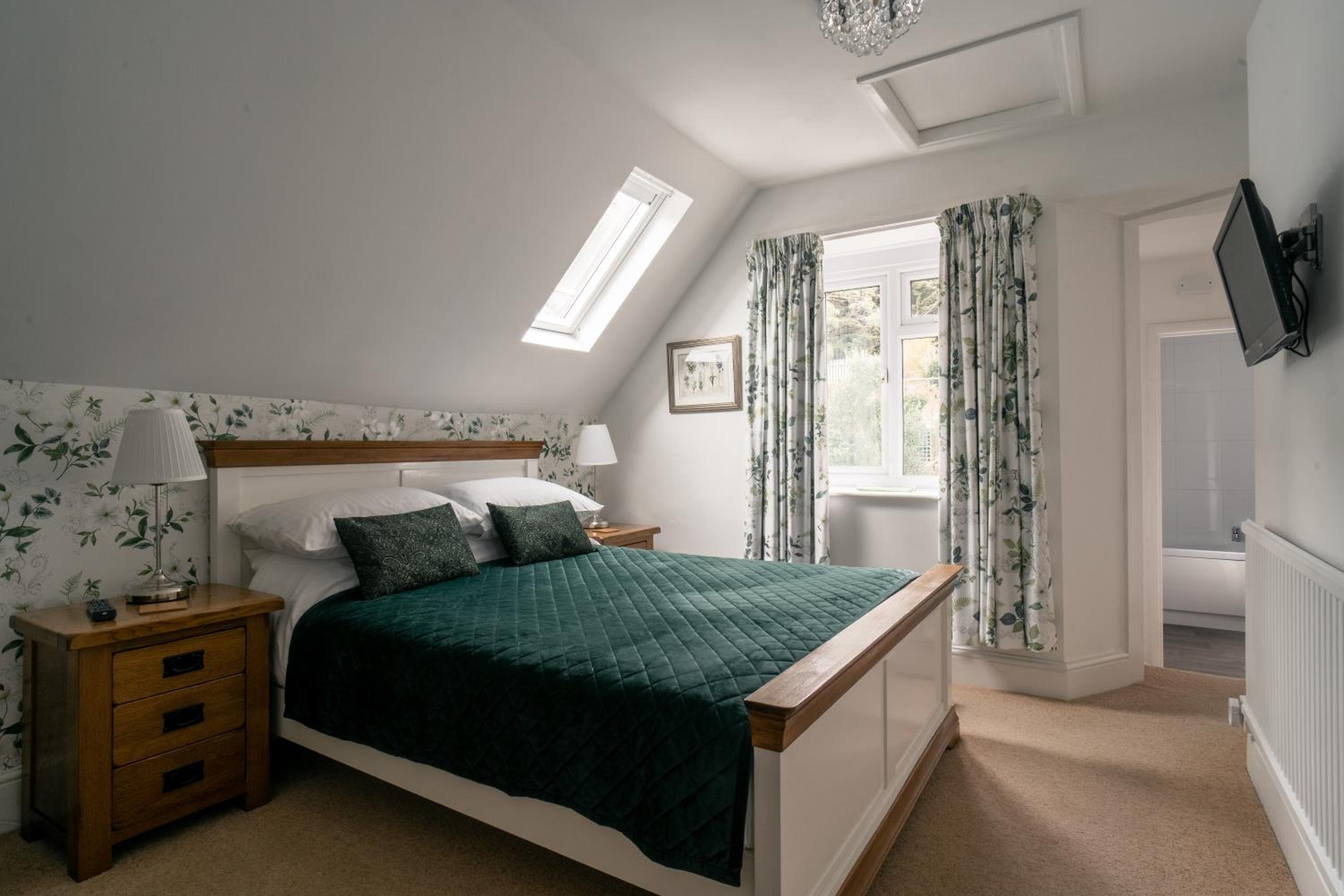 Deluxe Double Room photo 3