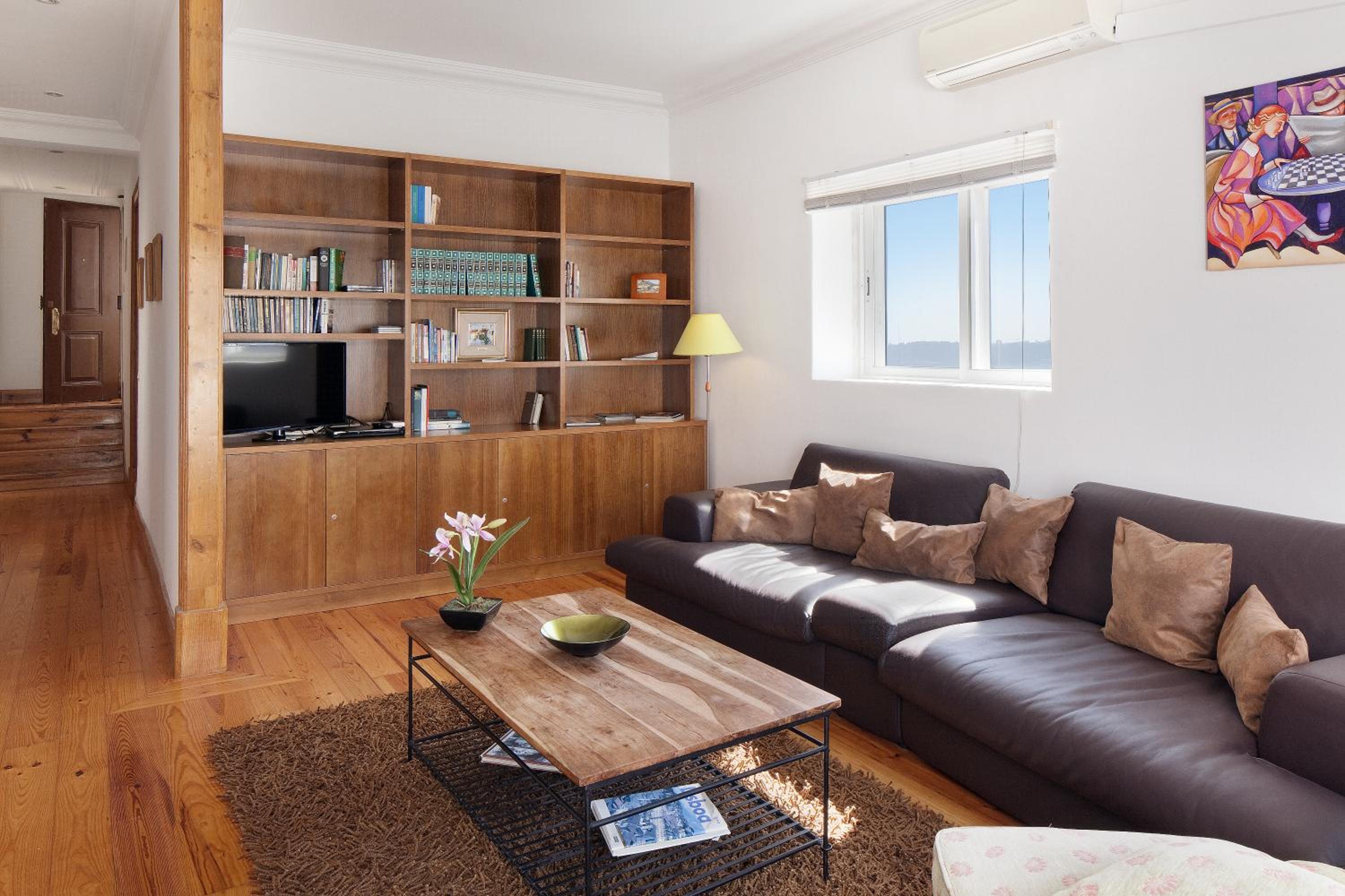 One-Bedroom Apartment with Terrace photo 3