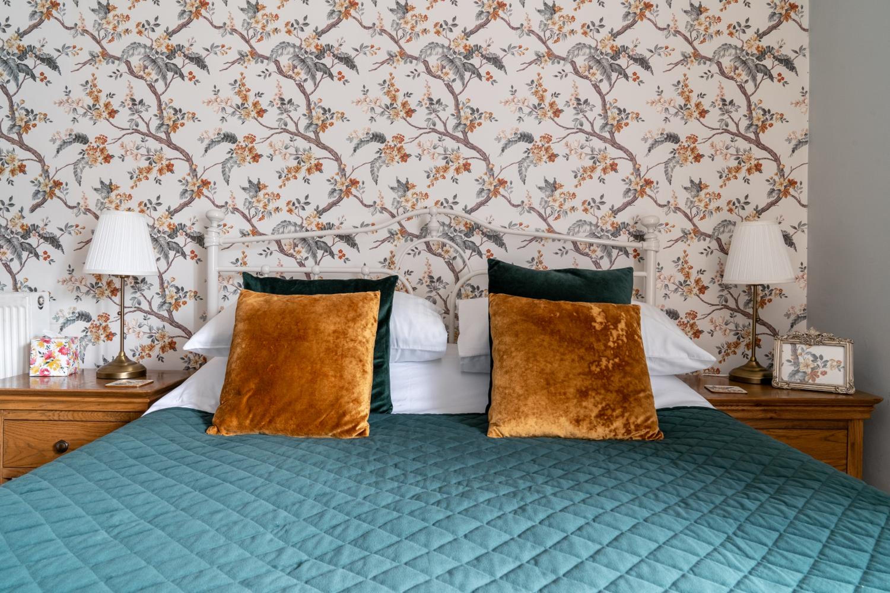 Deluxe King Room photo 2