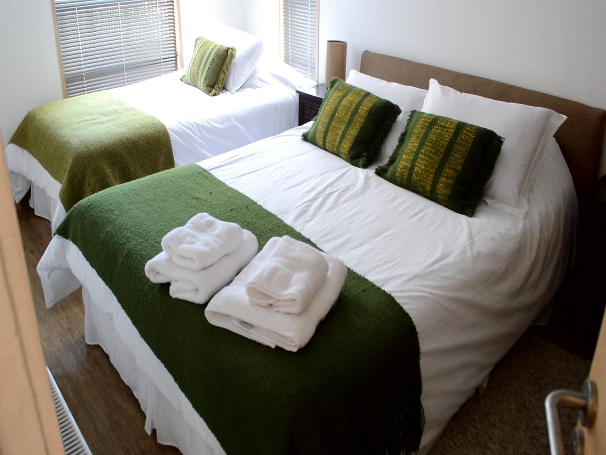 Two-Bedroom Apartment (2-3 Adults) photo 2