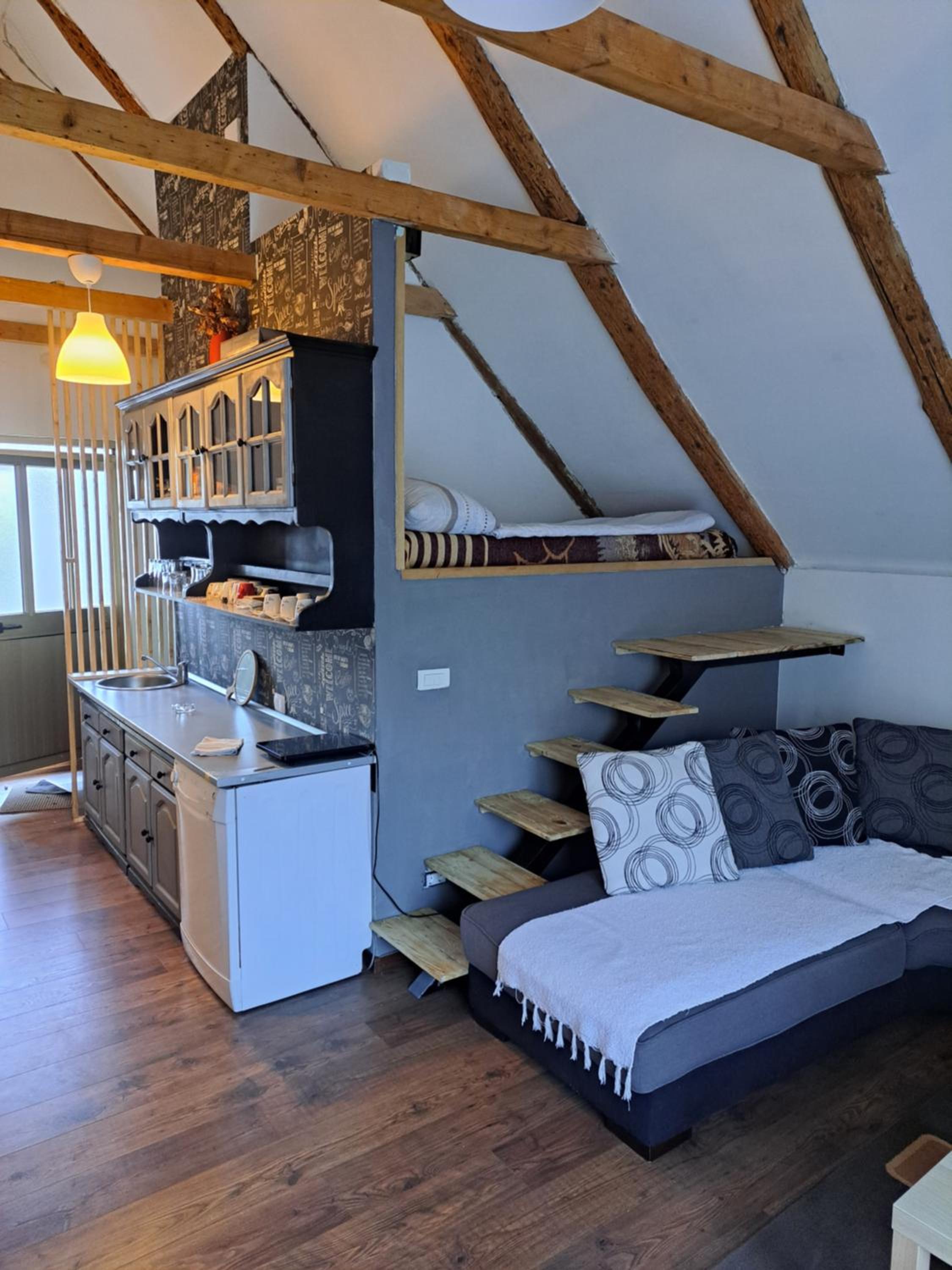 Three-Bedroom House photo 1
