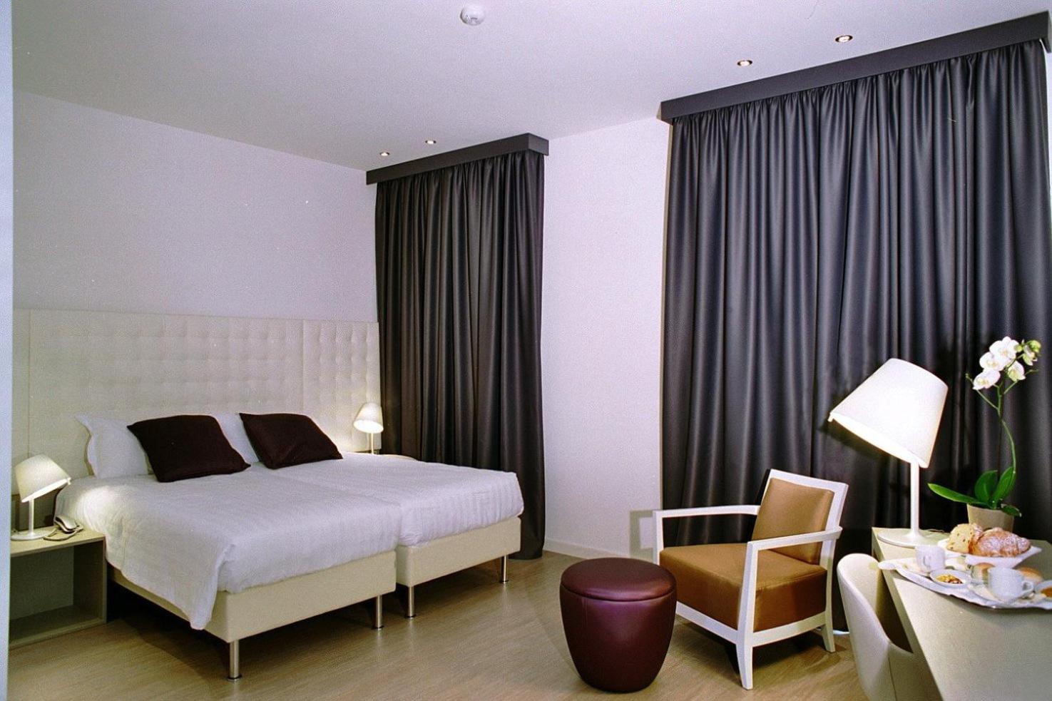 Superior Double or Twin Room - Photo 1