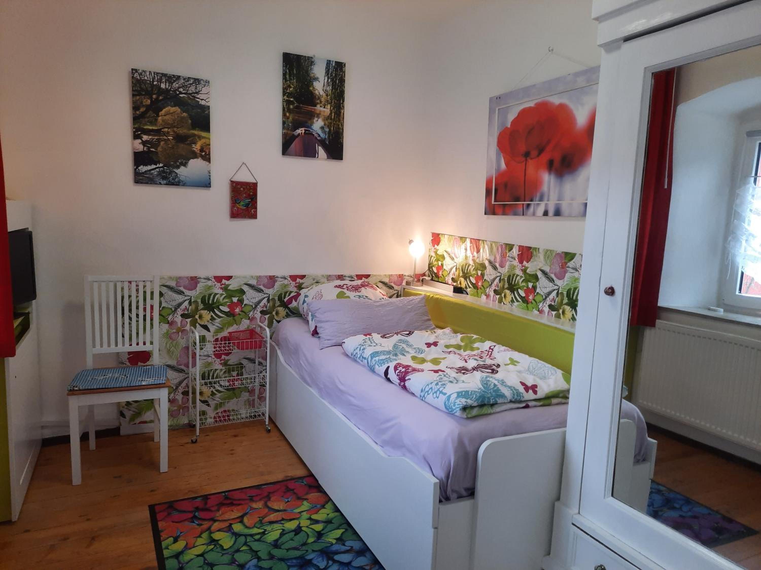 Single Room with Balcony photo 3
