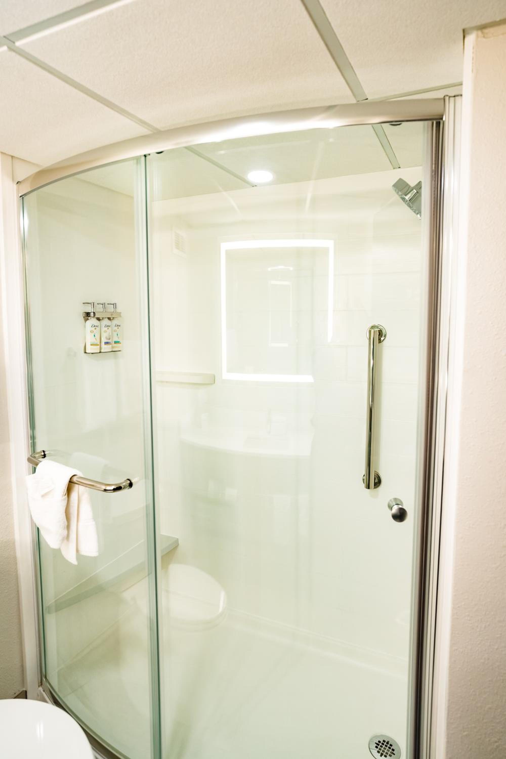 Standard Room - Photo 9