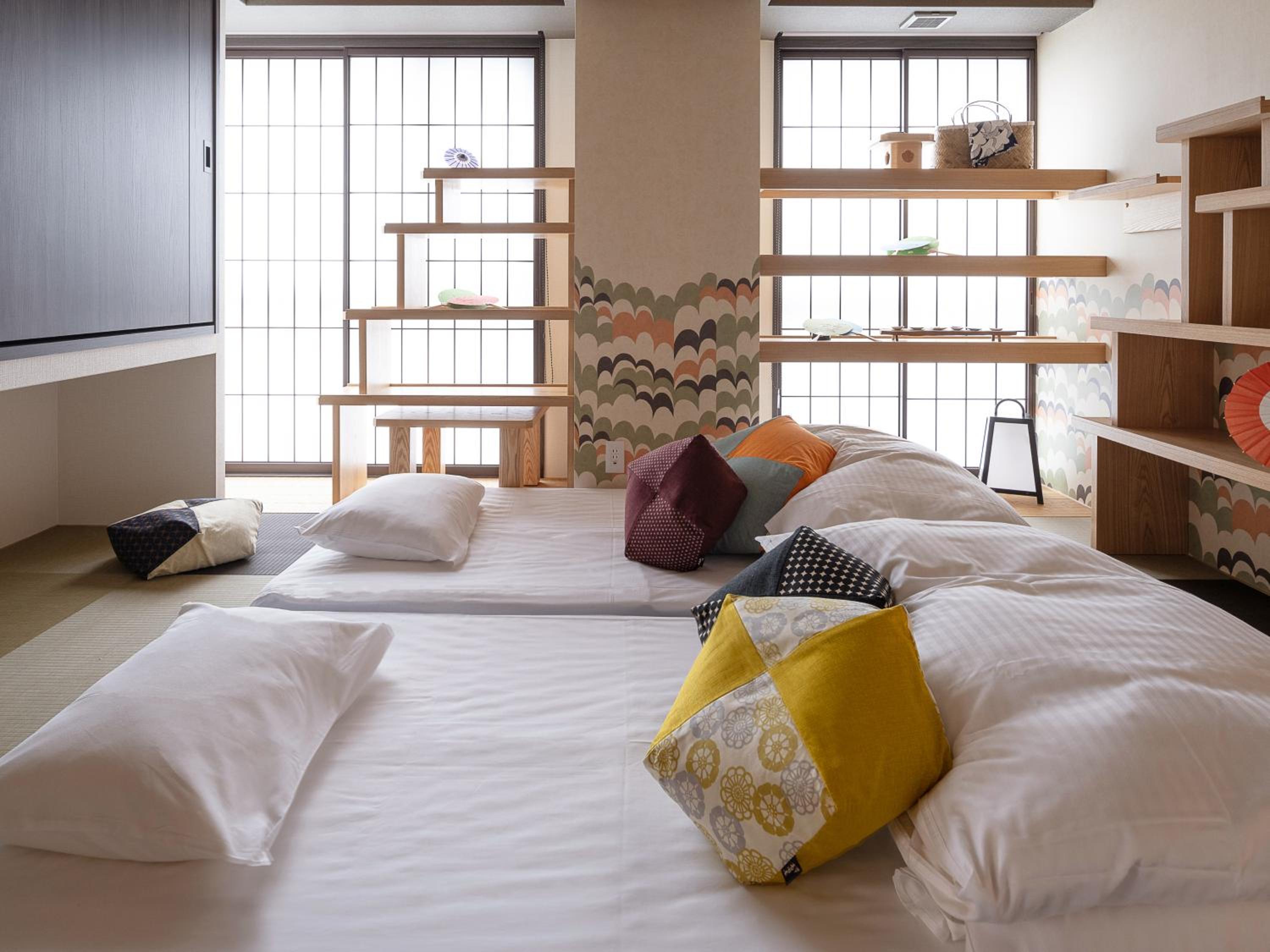 Two -Bedroom Japanese Suite for 6 - Photo 14