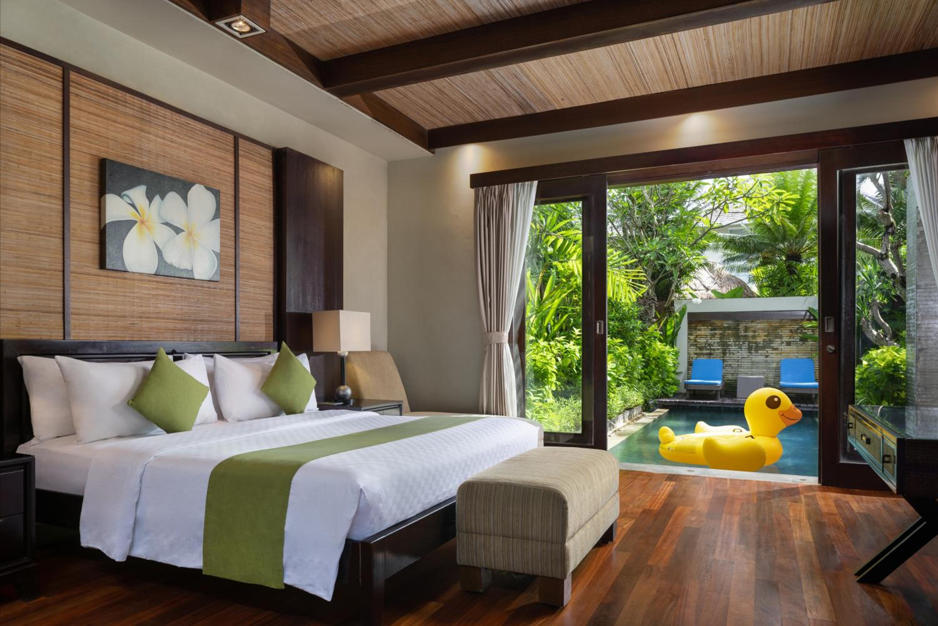 One-Bedroom Villa with Private Pool - Photo 21