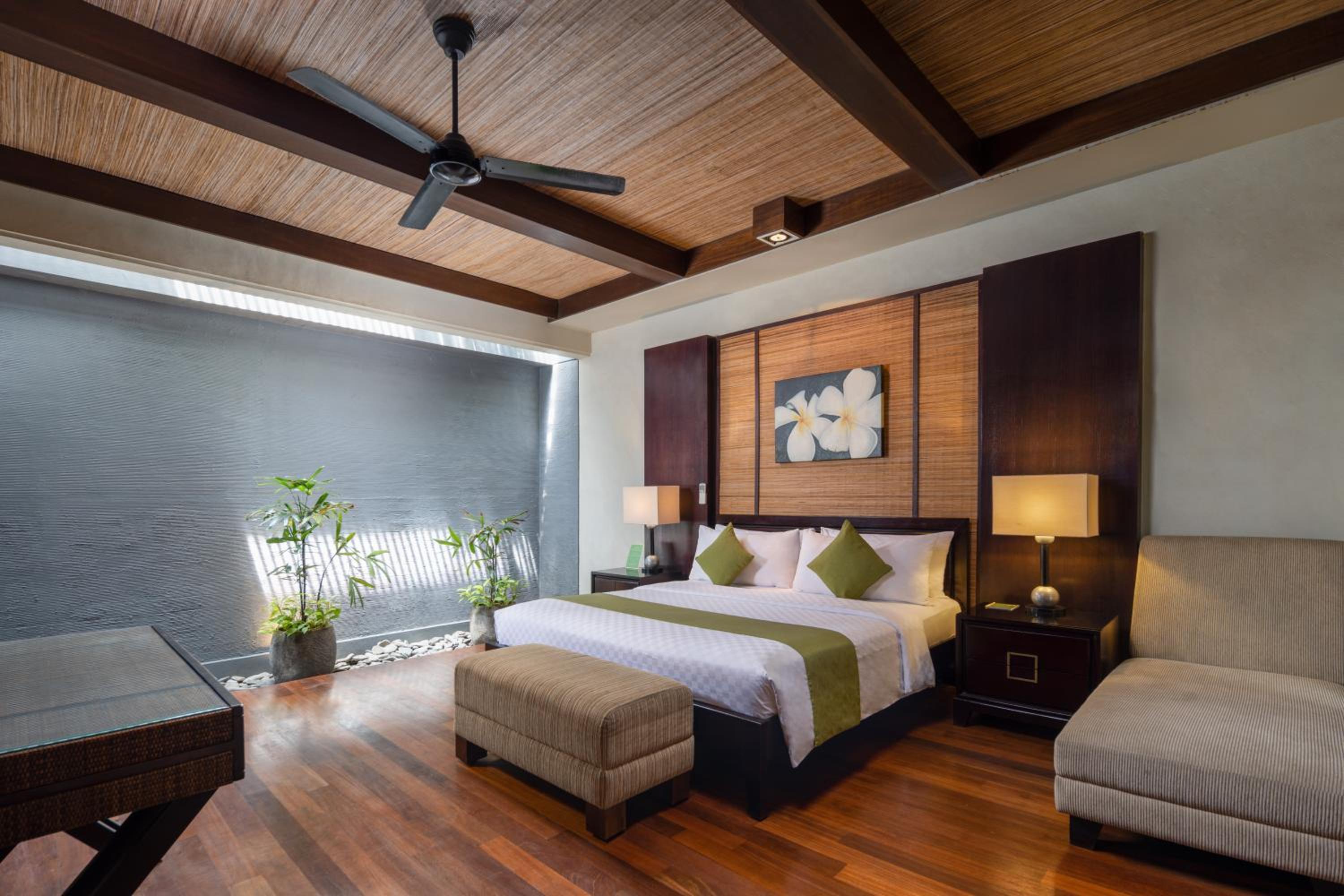 Two-Bedroom Villa with Private Pool - Photo 44
