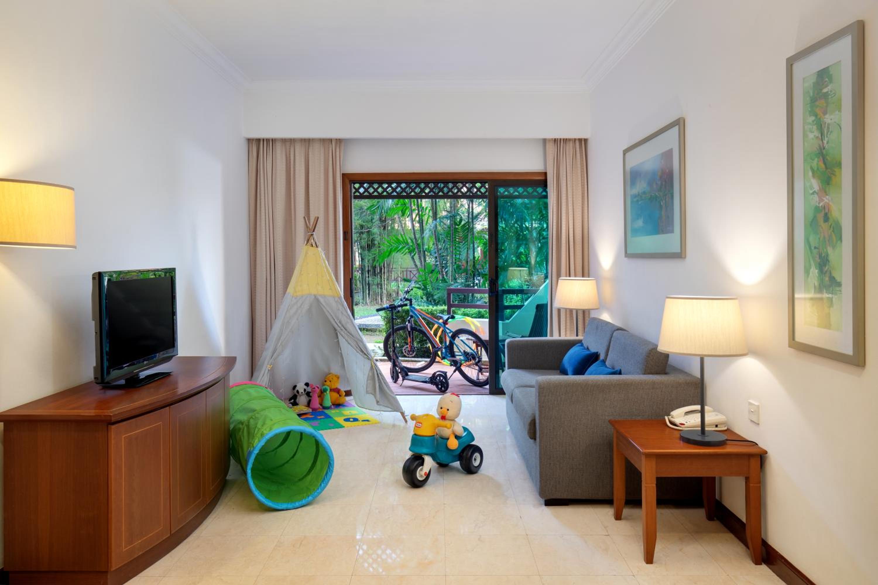 Two-Bedroom Suite - Kids Theme - Photo 5