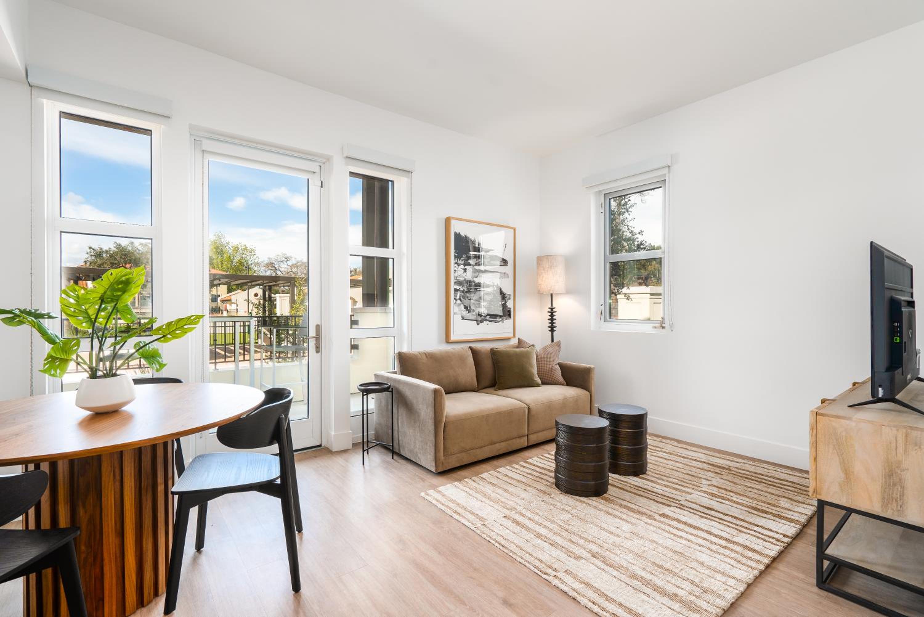 Studio Apartment (Self Check-in with Virtual Front Desk) photo 1