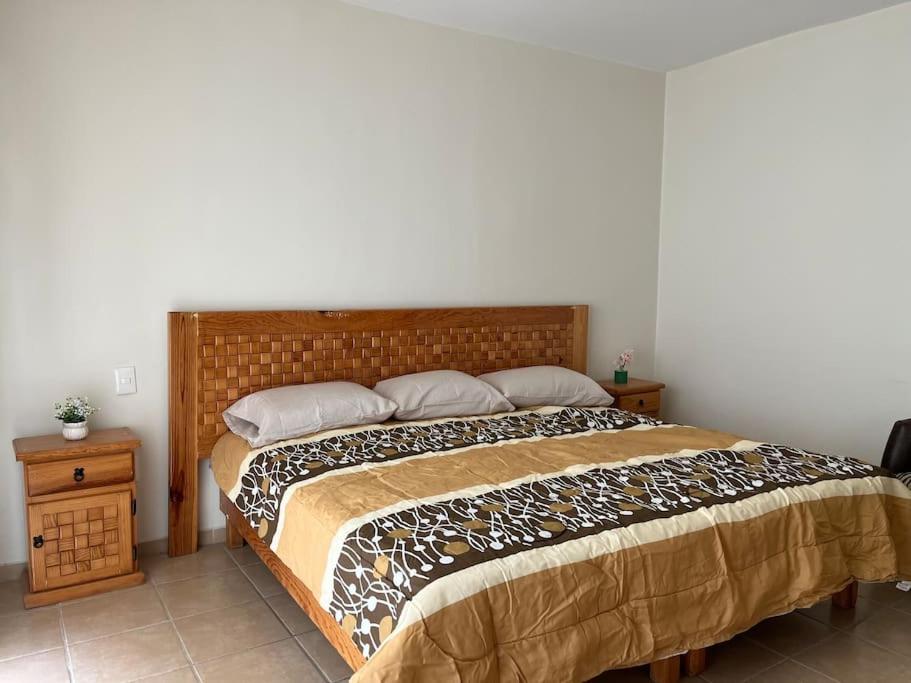 Three-Bedroom House photo 1