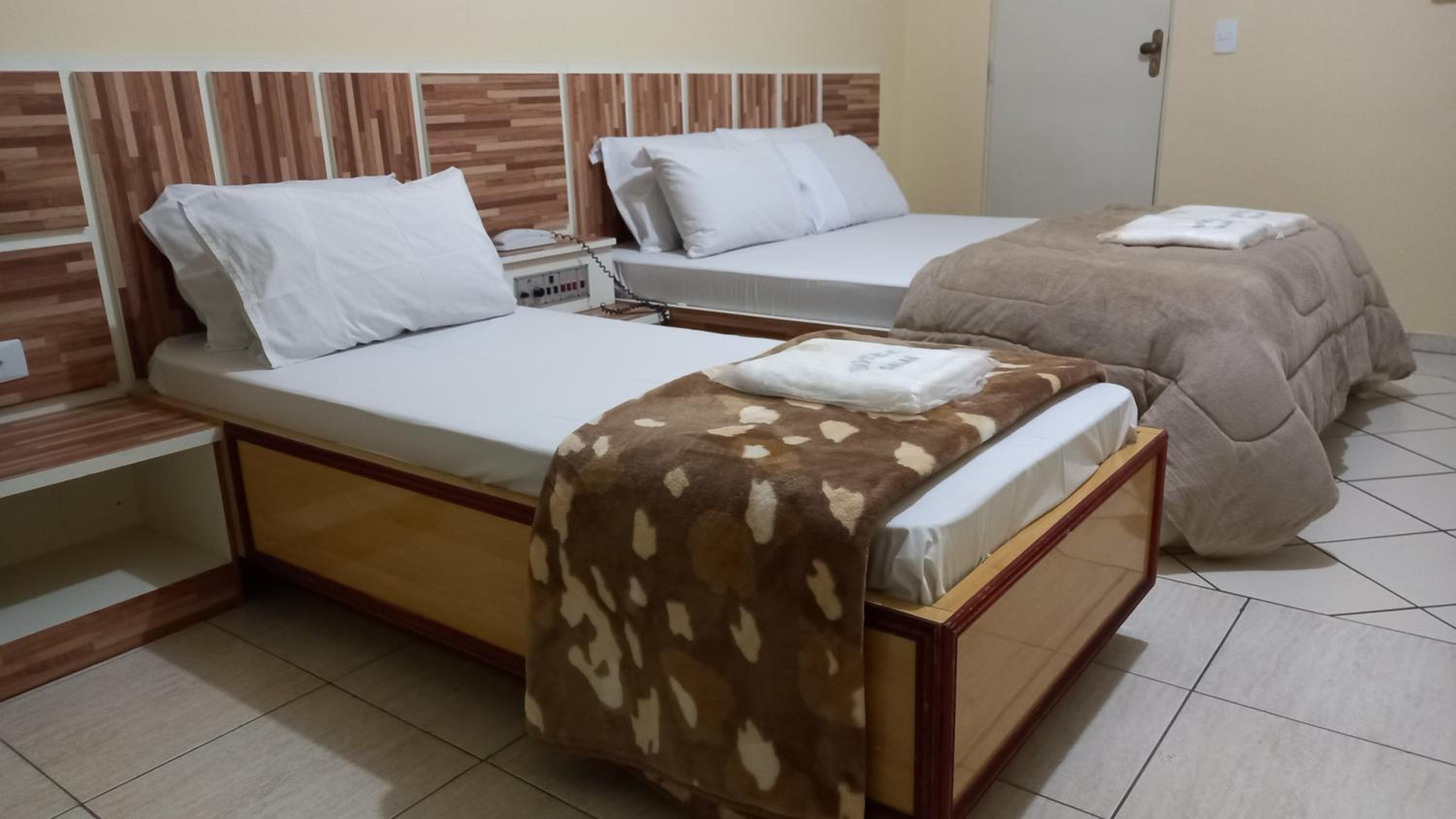 Deluxe Twin Room photo 2