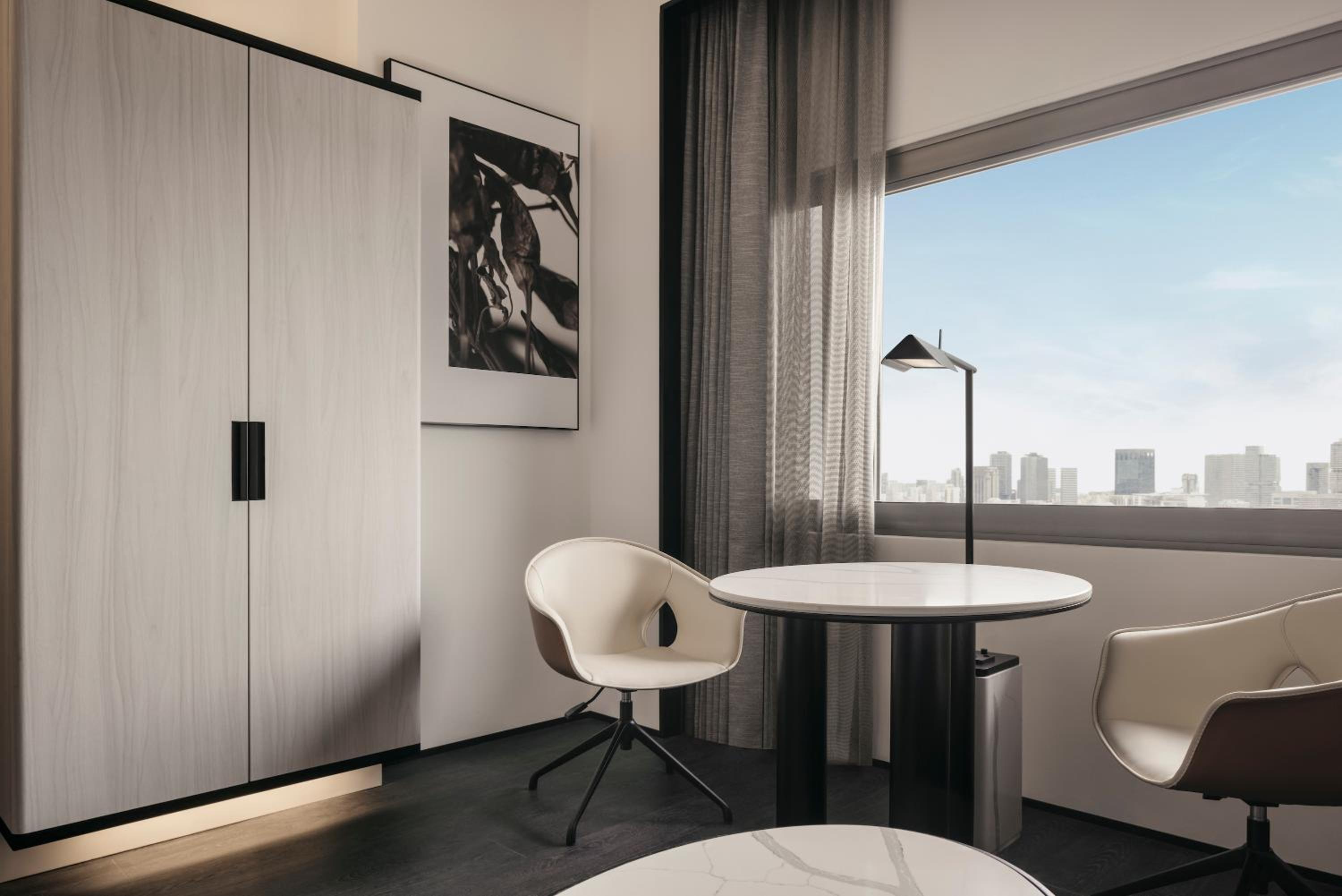 Twin Panoramic Room