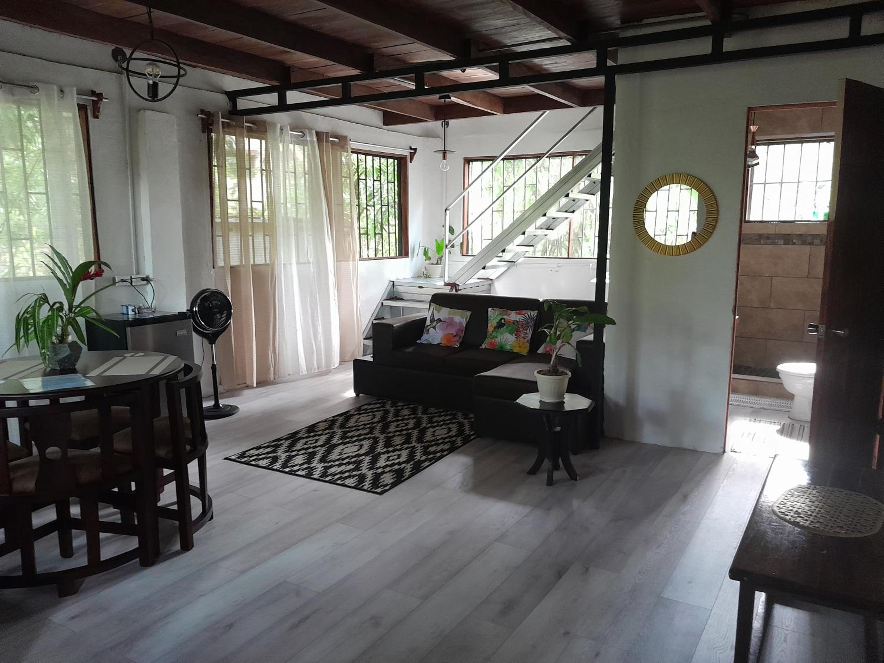 One-Bedroom House photo 1