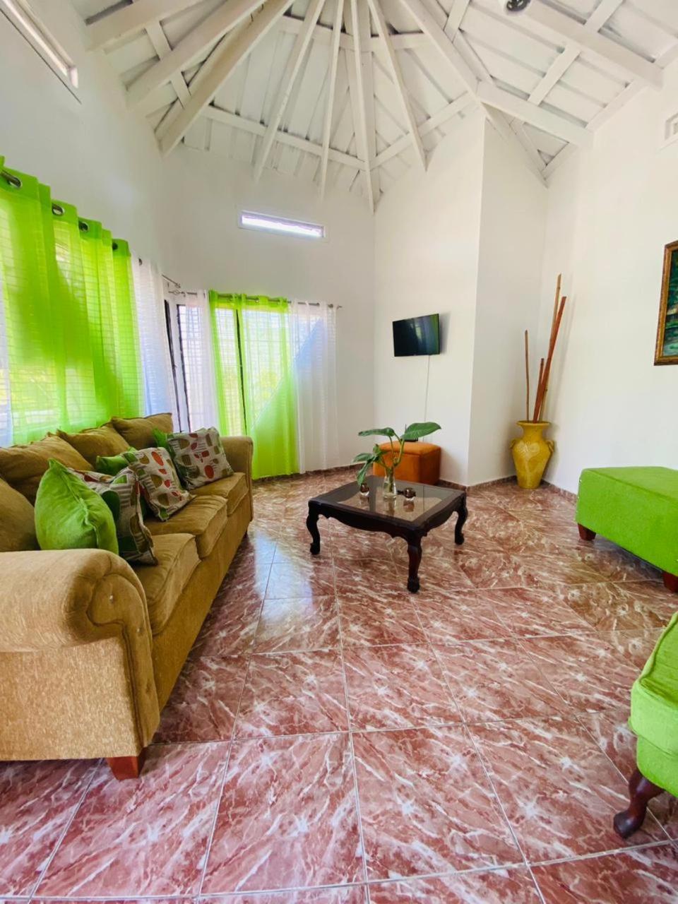 Casa de Dos Habitaciones