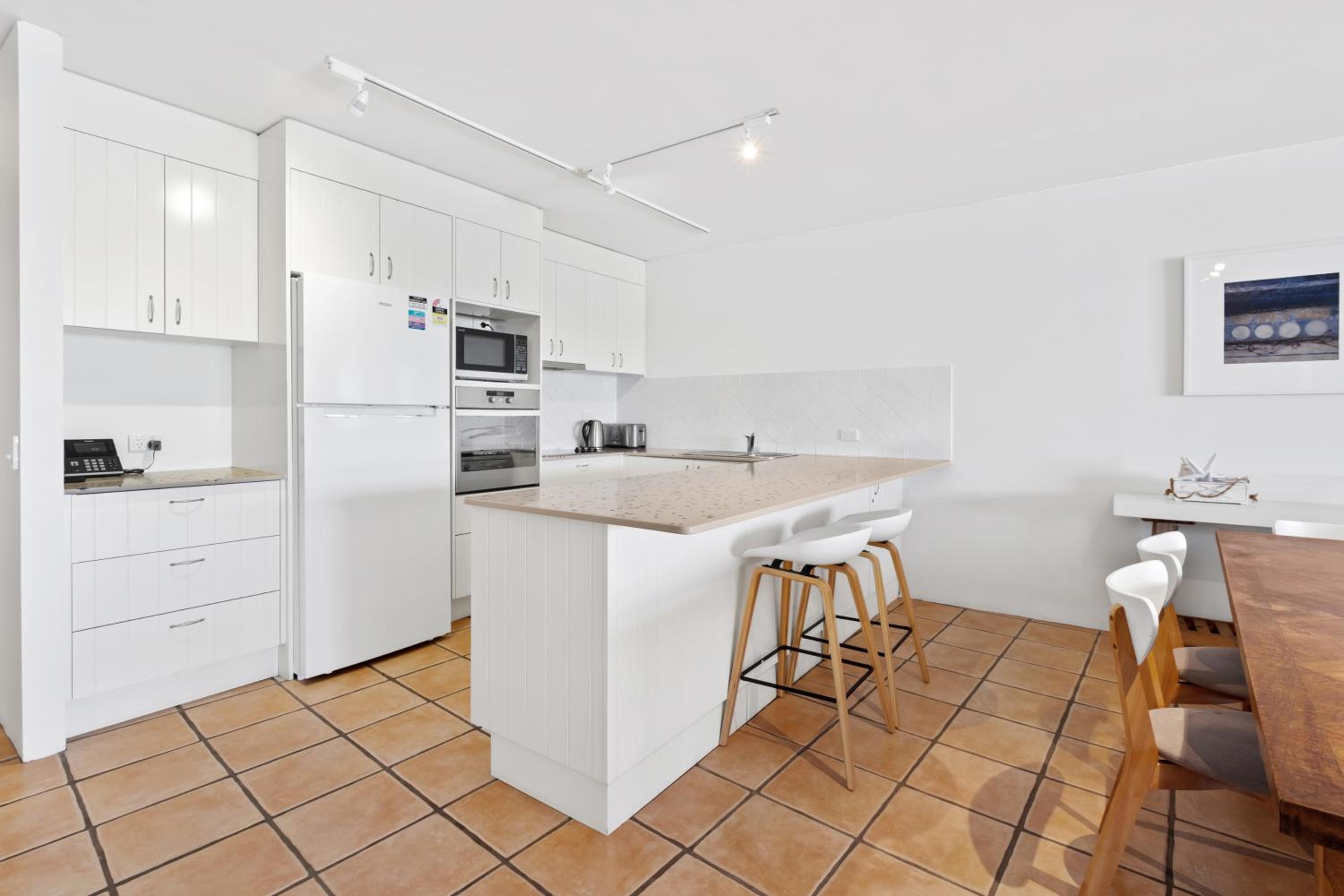 Apartment - Ground Floor photo 3