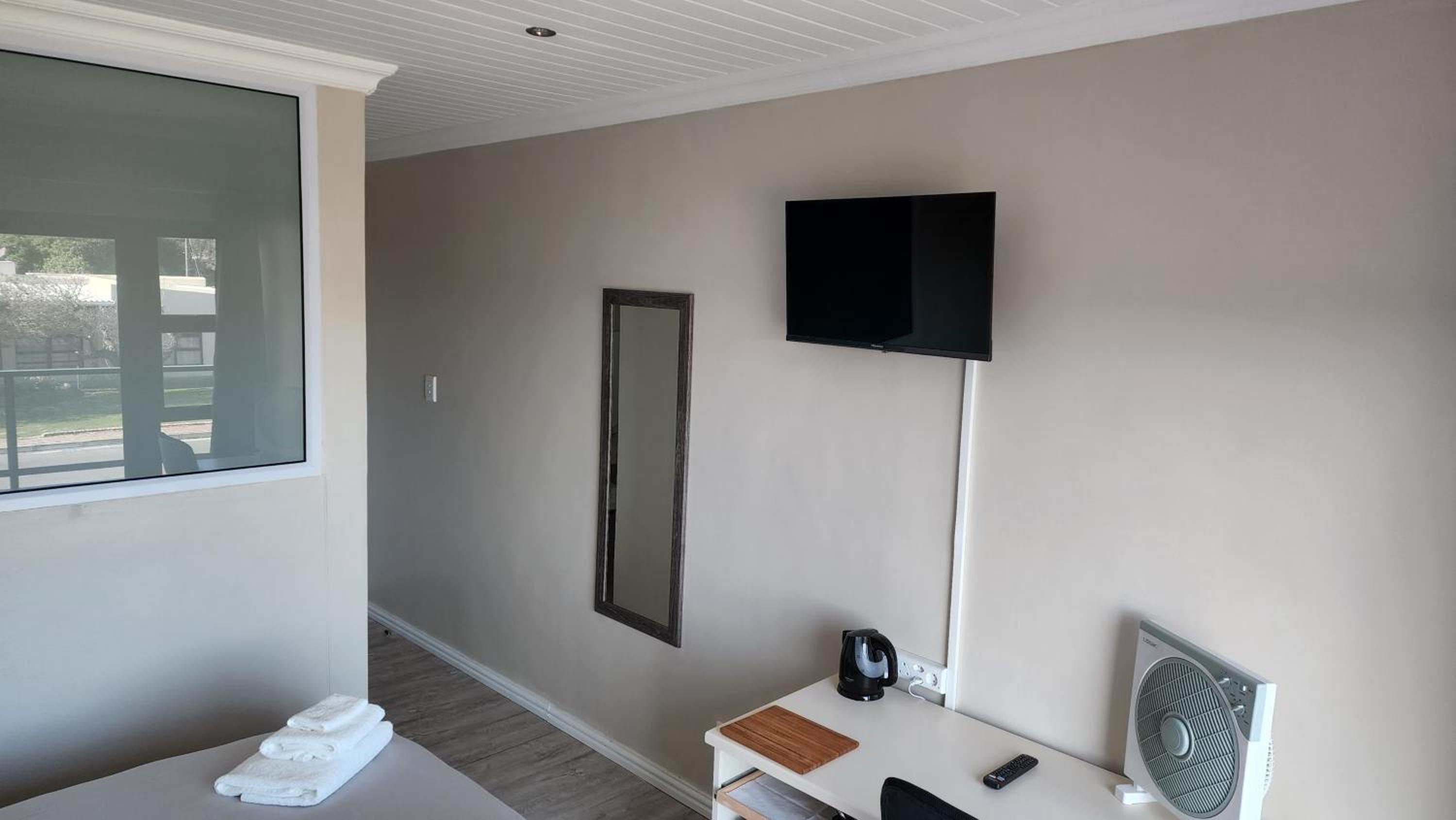 Standard Double Room photo 2