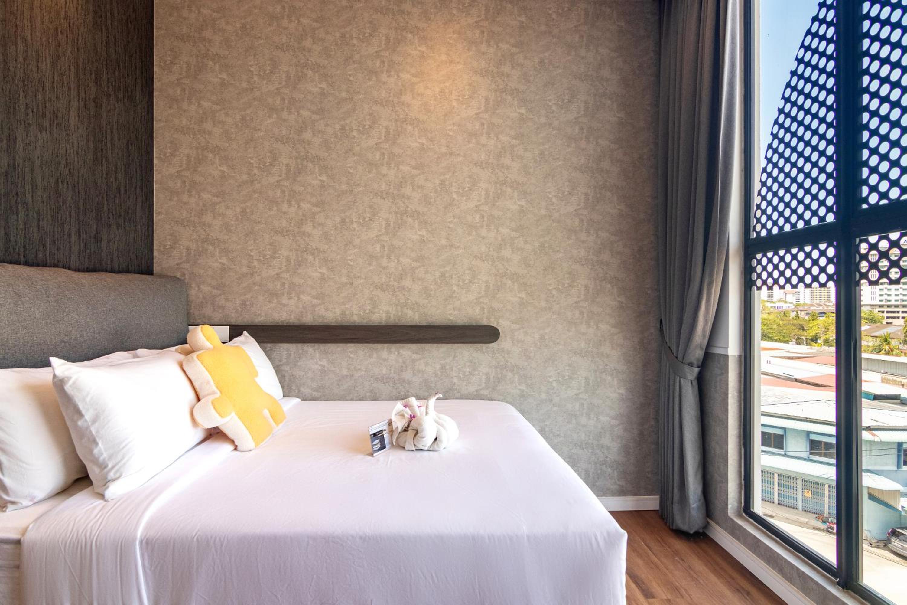 Deluxe Triple Room - Photo 18