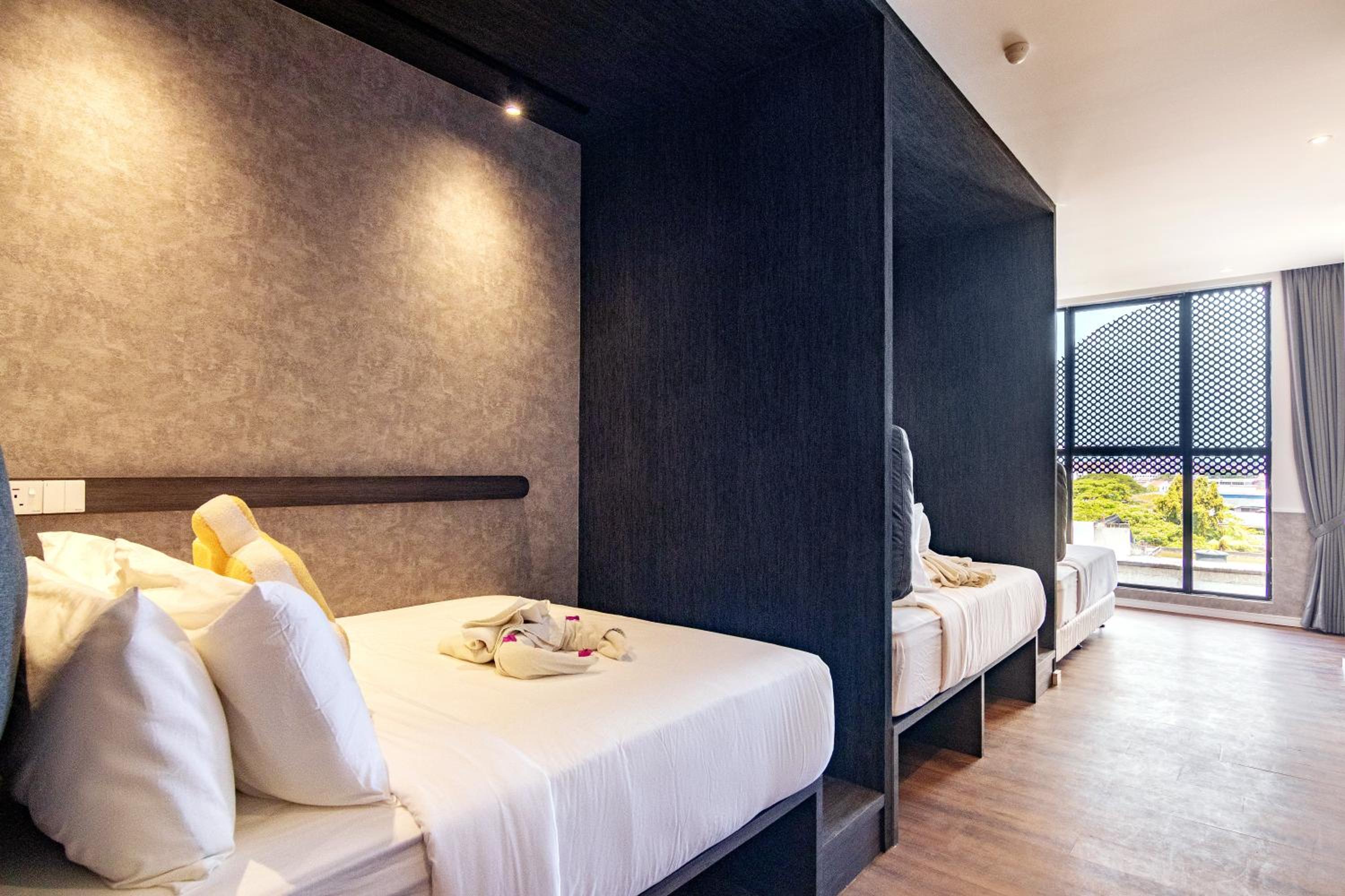 Deluxe Triple Room - Photo 17