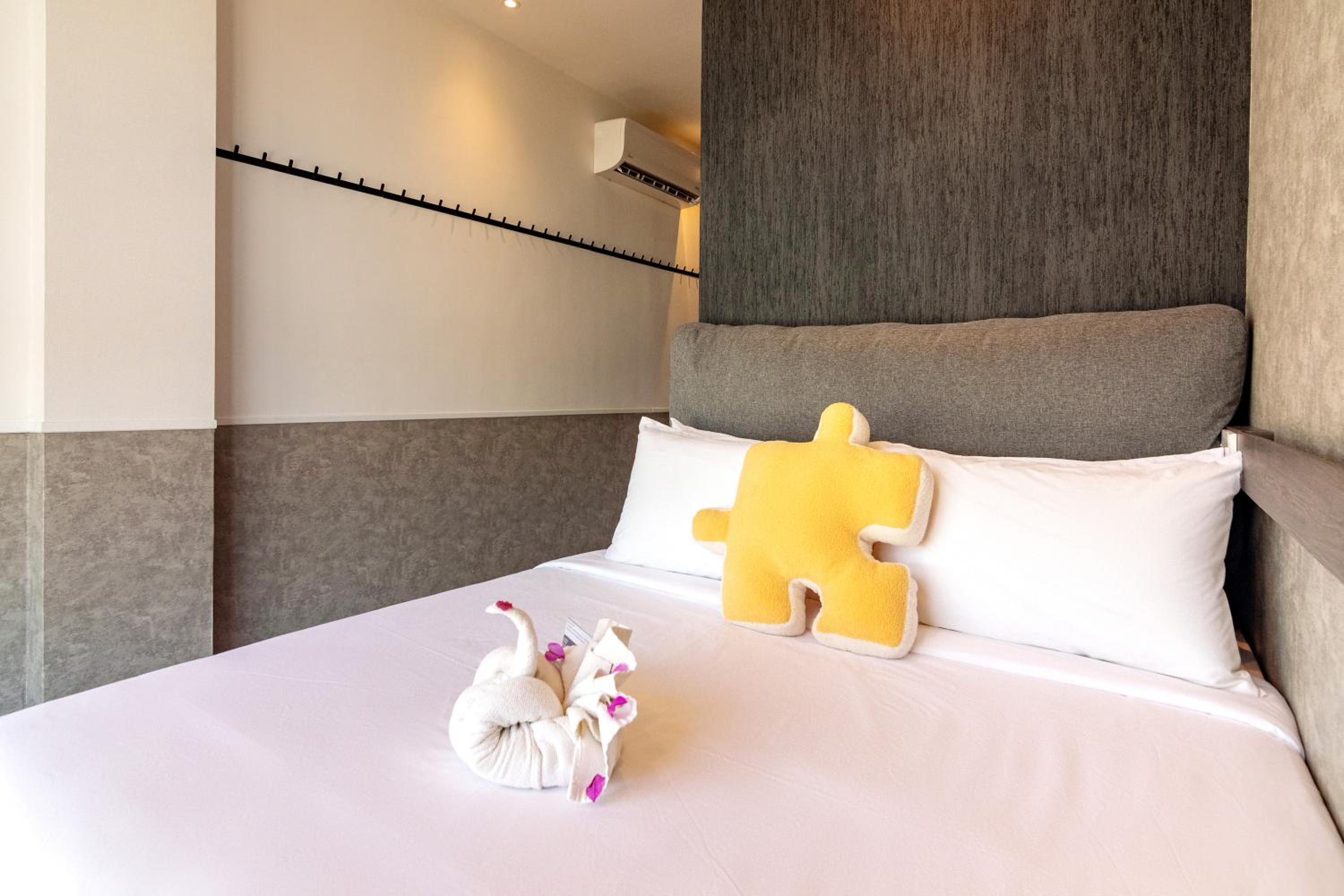 Deluxe Triple Room - Photo 16
