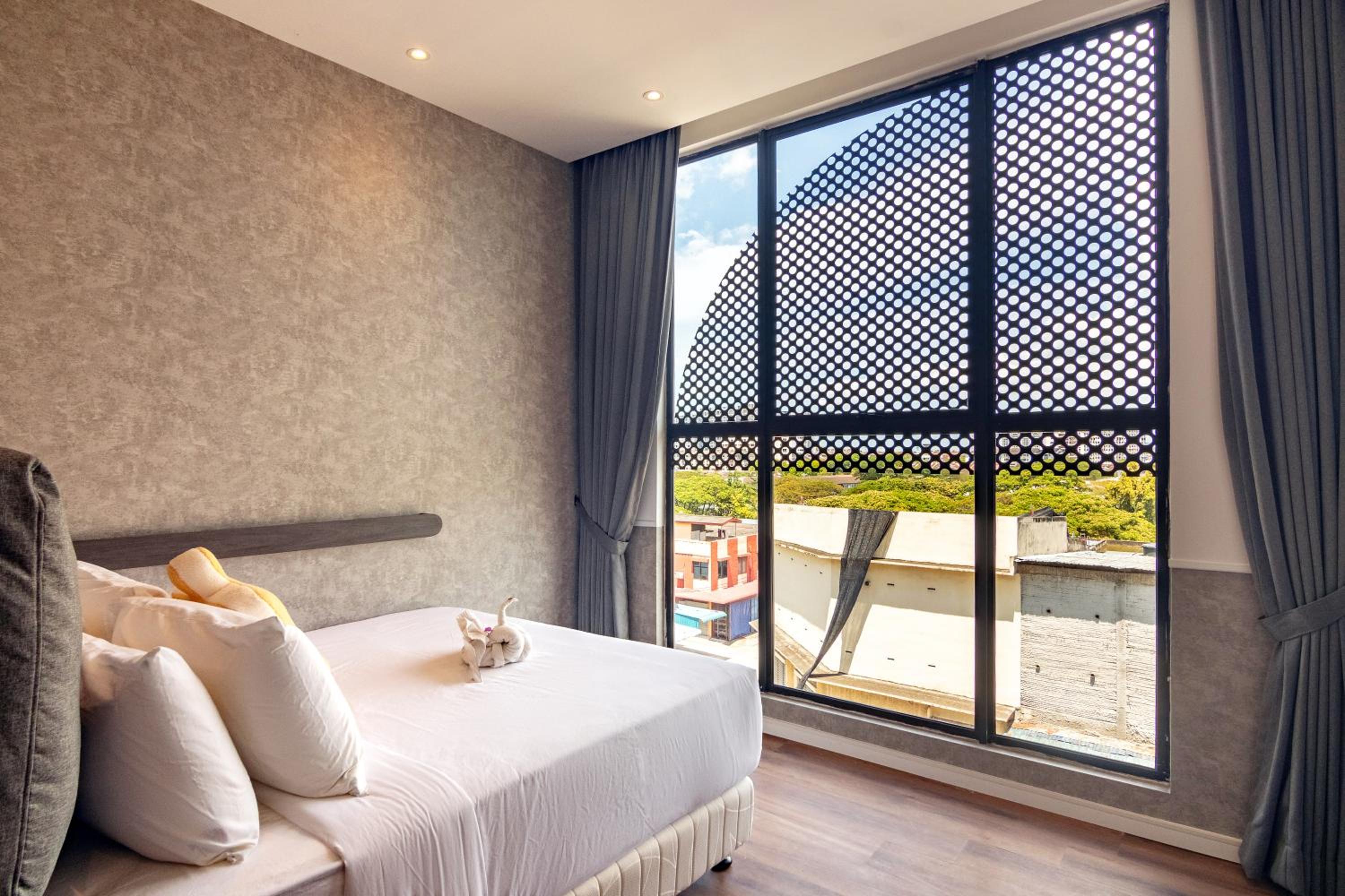 Deluxe Triple Room - Photo 14