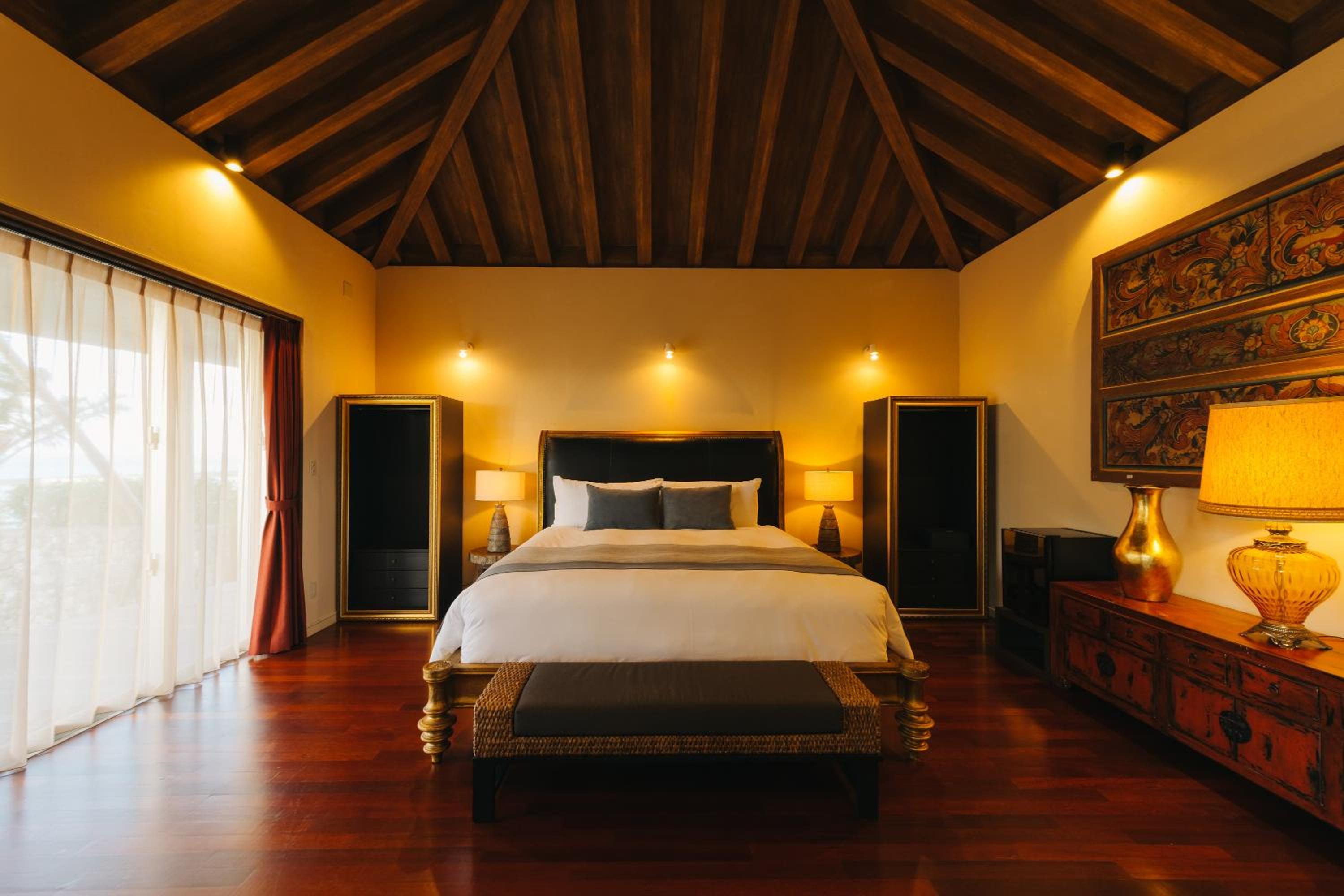 Three-Bedroom Villa photo 3