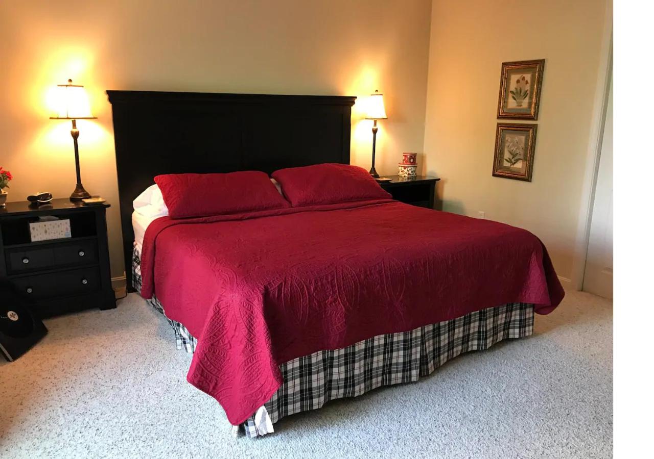 Two-Bedroom House photo 1