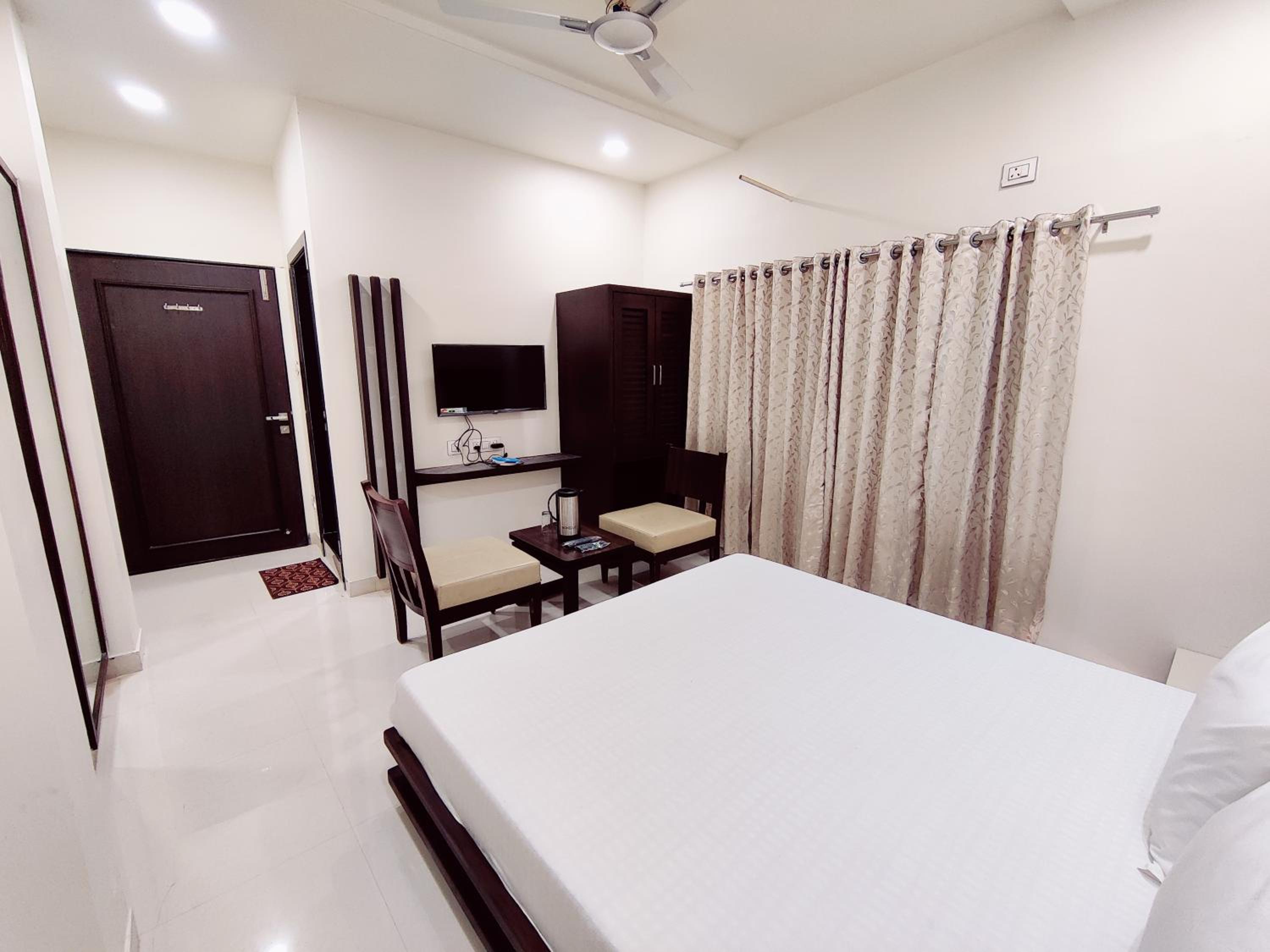 Superior King Room photo 3