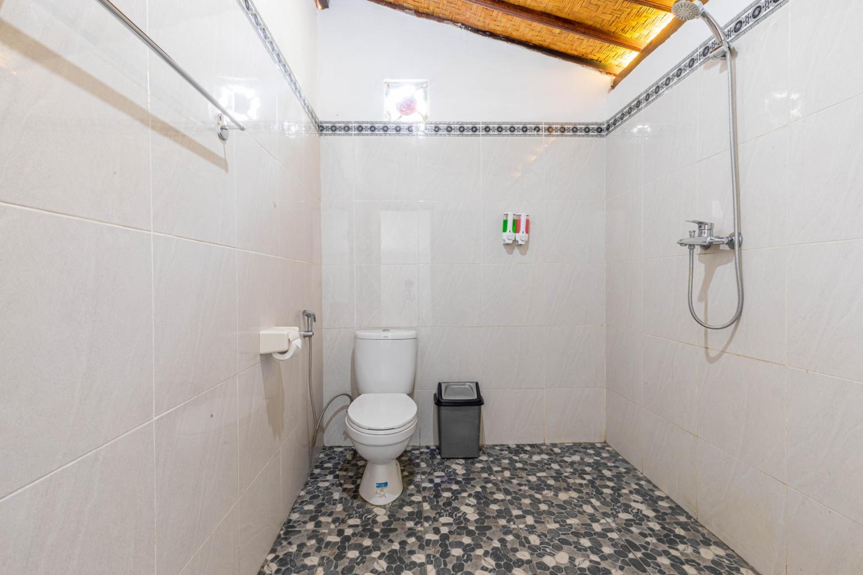 Deluxe Double Room  - Photo 11