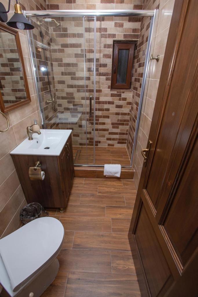 Deluxe Double Room - Photo 2