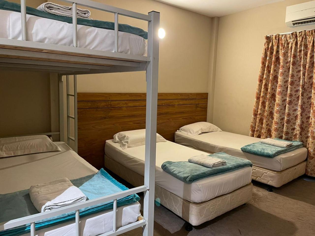 Standard Triple Room - Photo 3