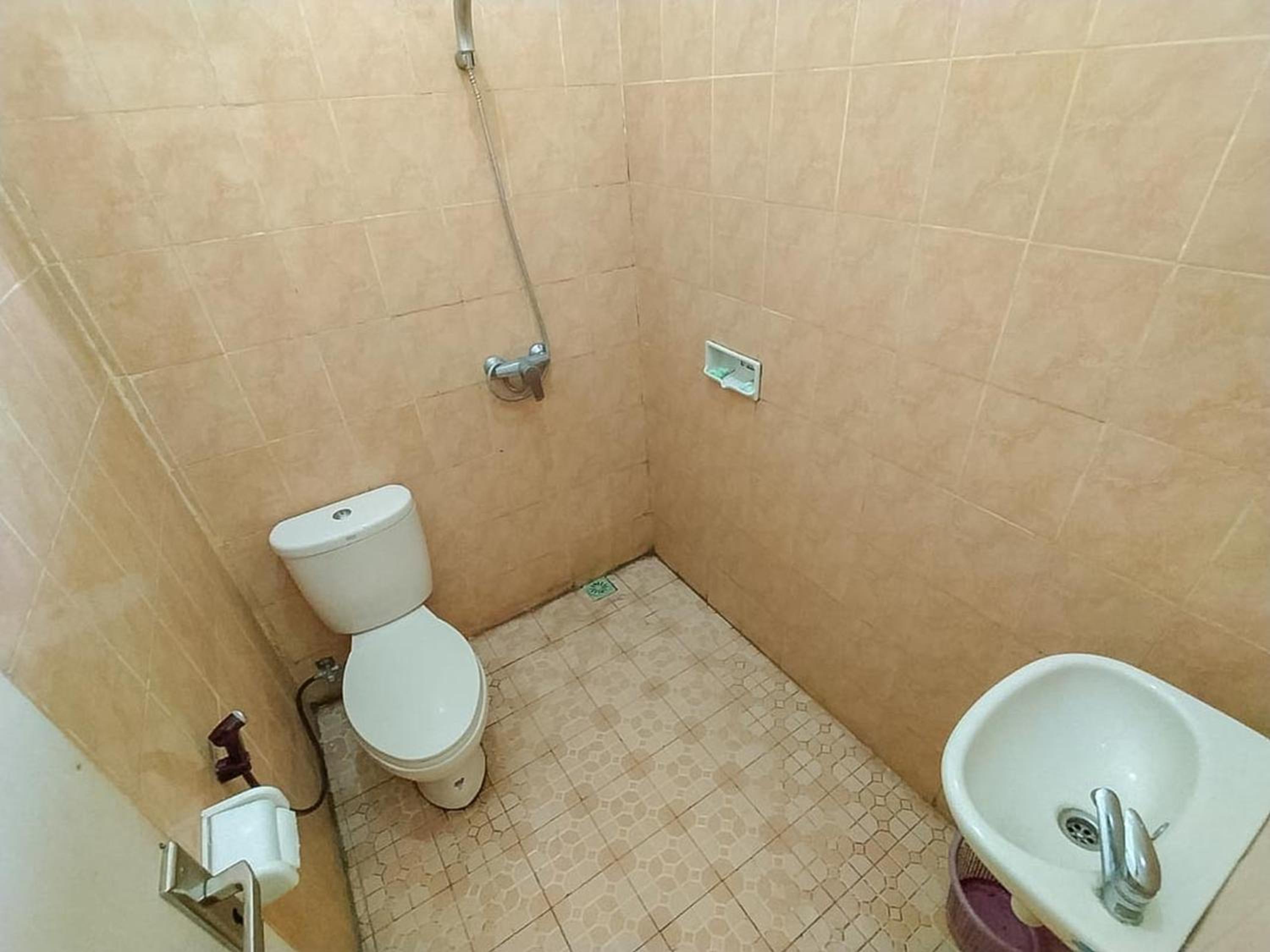 Standard Double Room with Fan - Photo 6