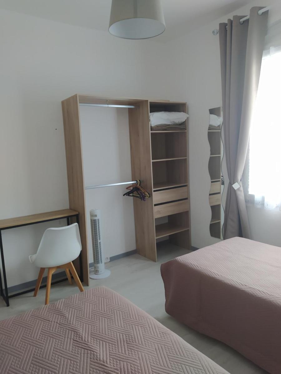 Double Room with Private Bathroom photo 2