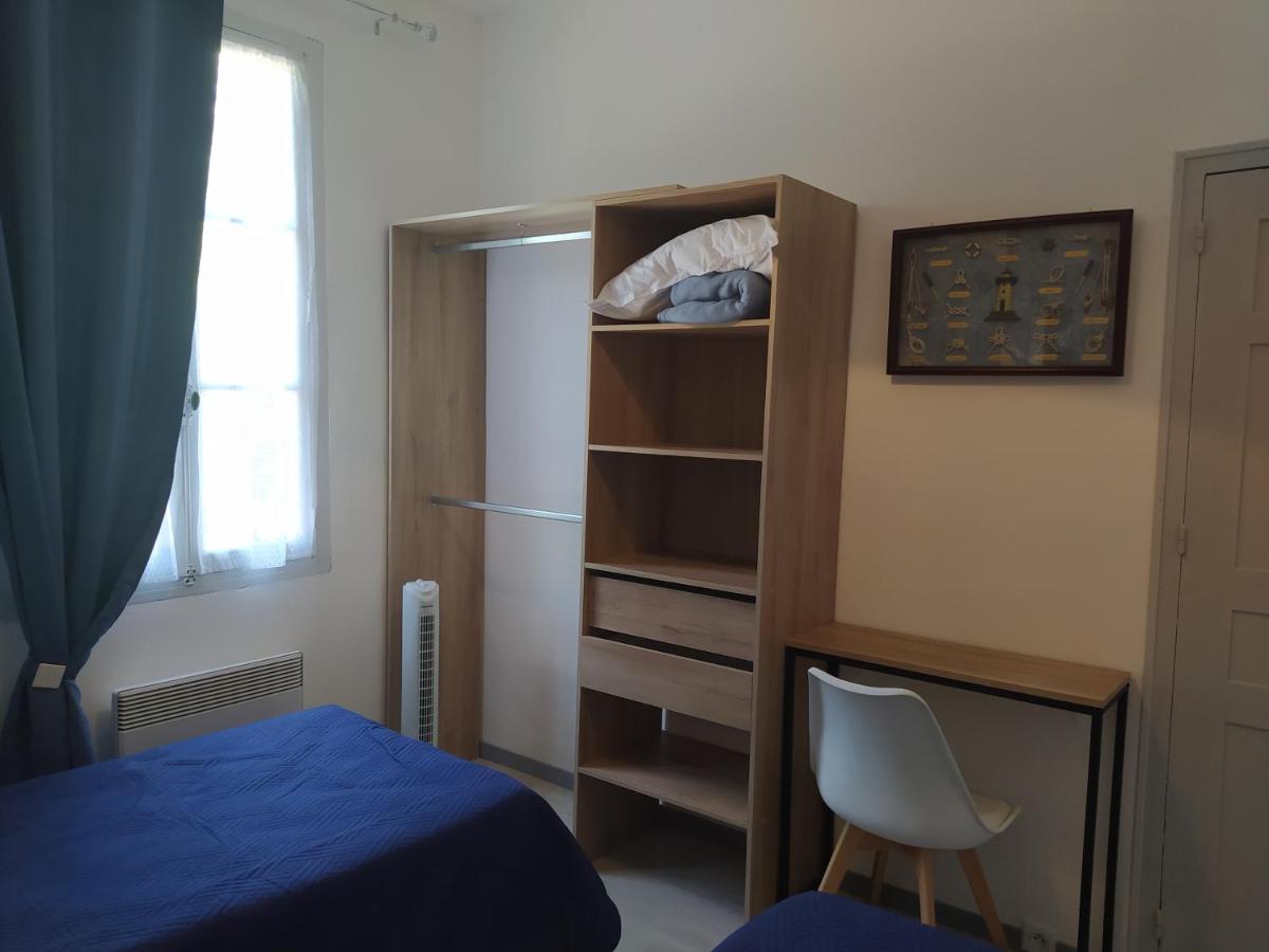 Double Room with Private External Bathroom photo 2