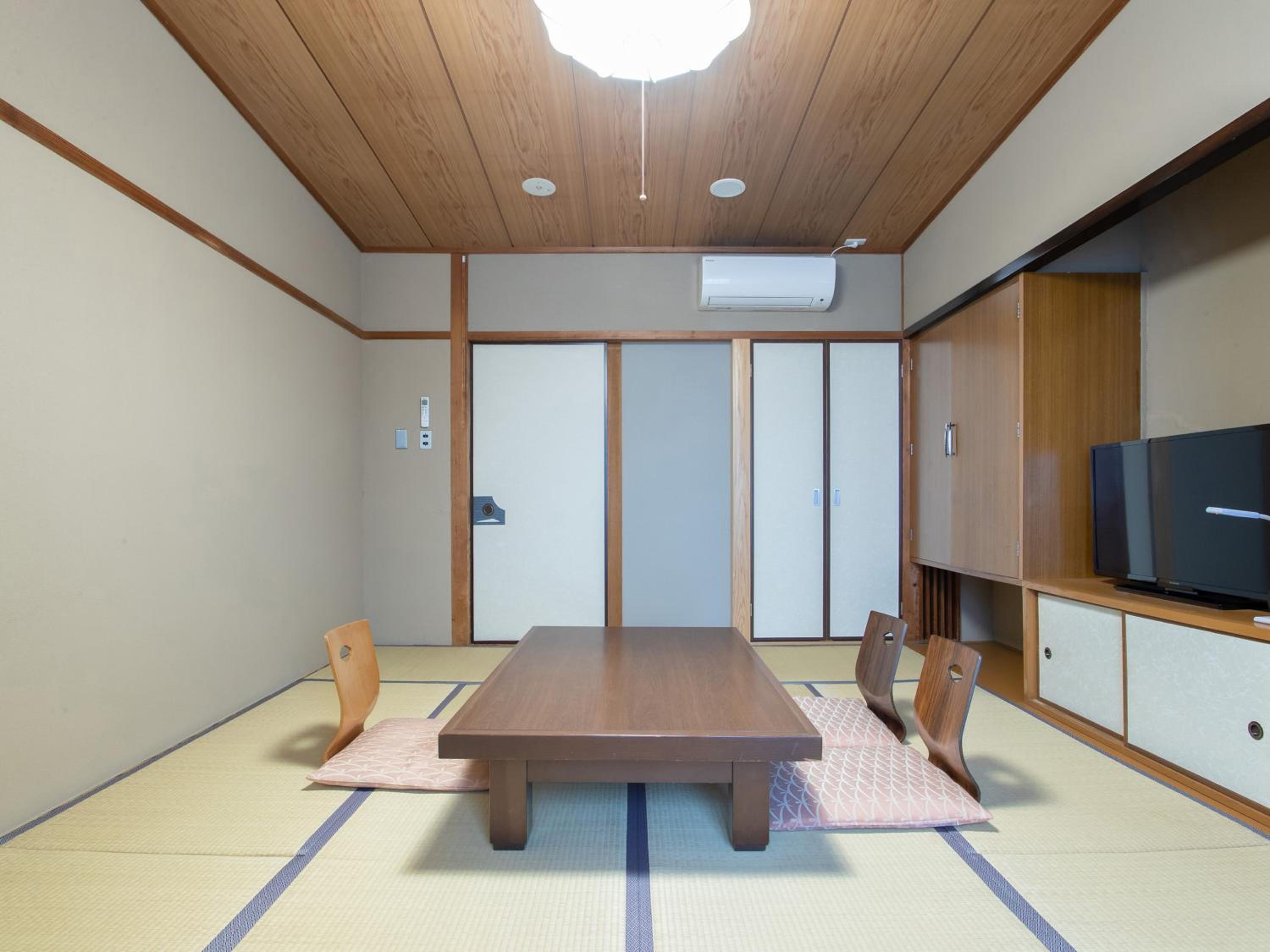 Japanese-Style Quadruple Room - Photo 6