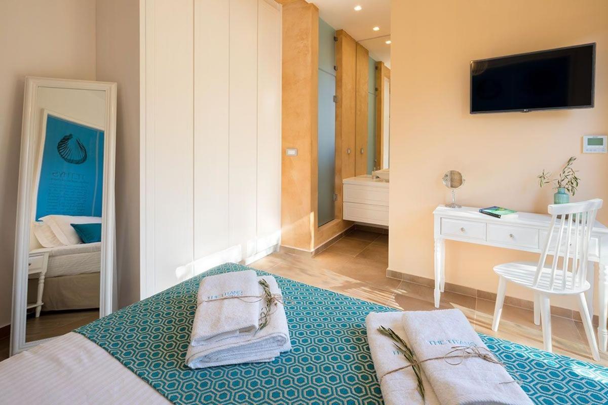Villa photo 2
