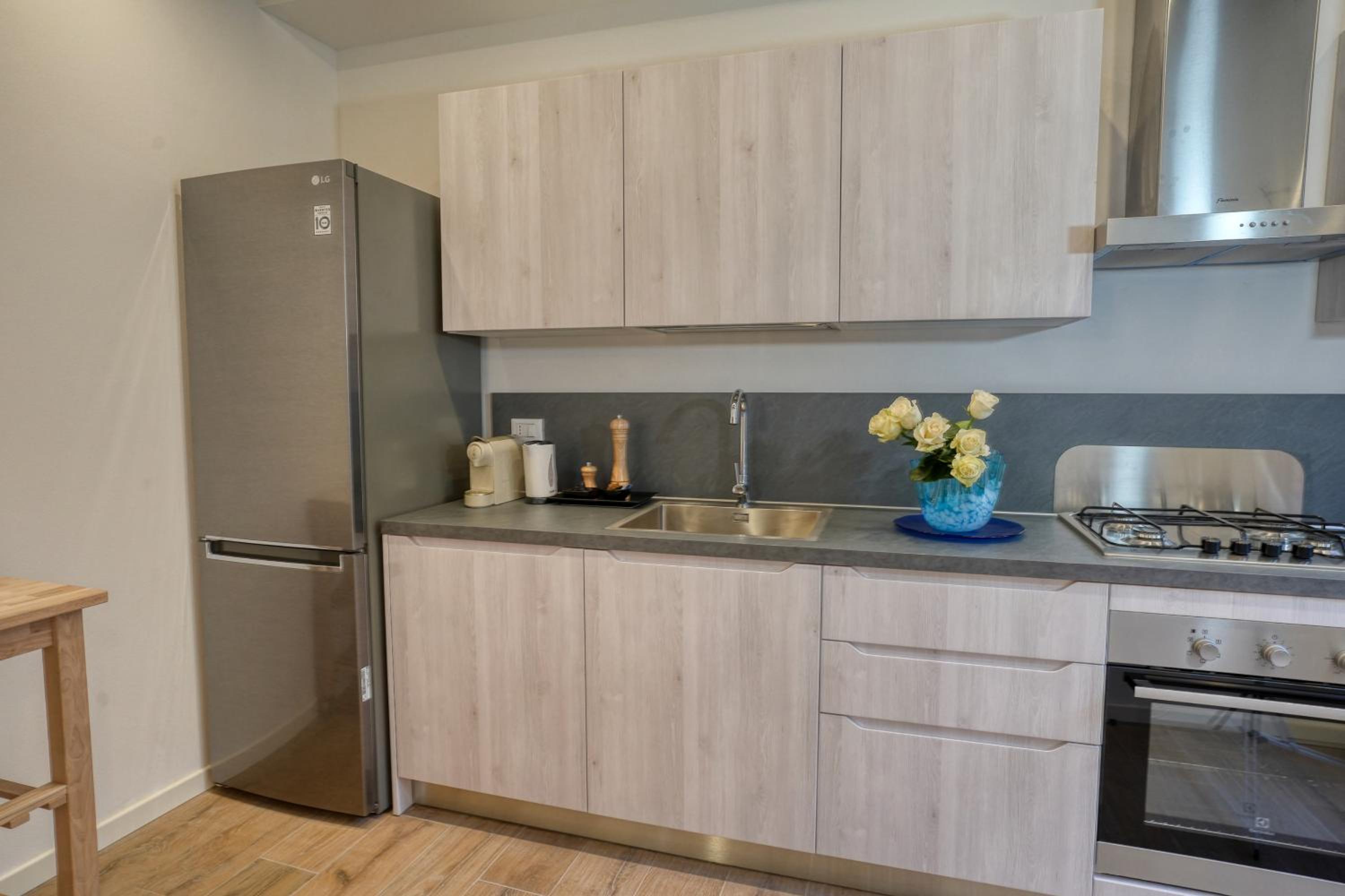 Apartment photo 3