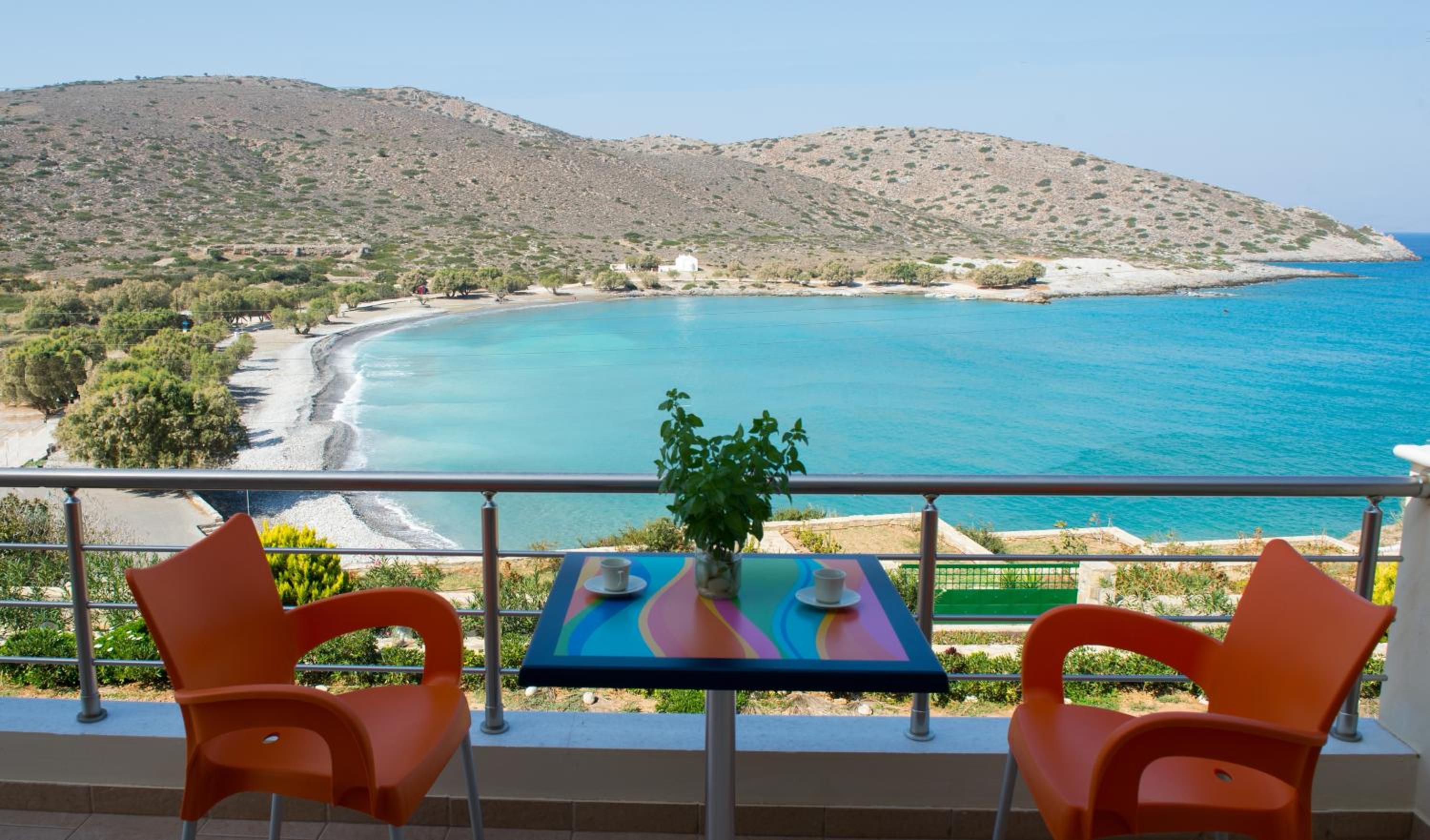 Deluxe Apartment with Sea View photo 2