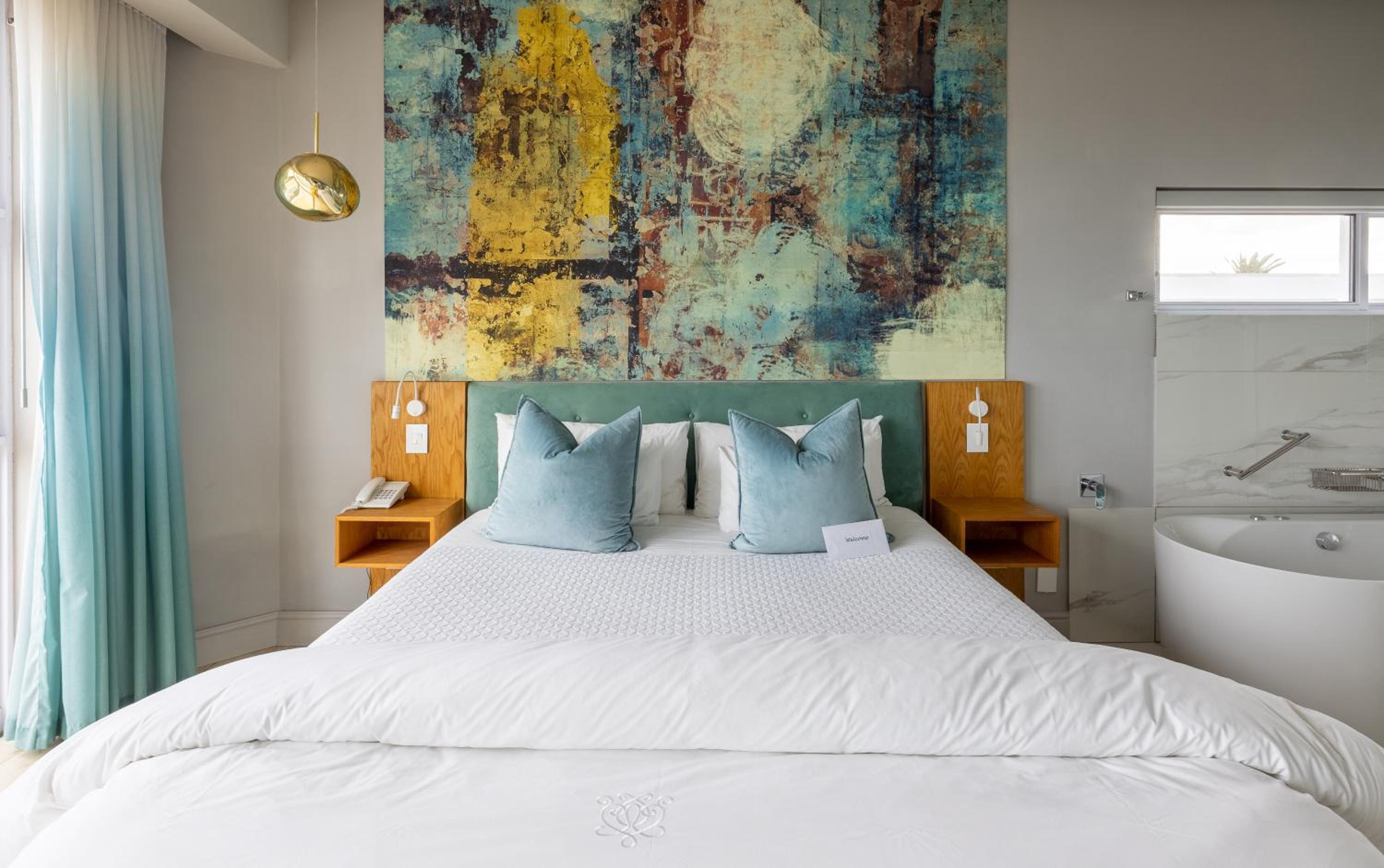 Honeymoon Suite photo 2