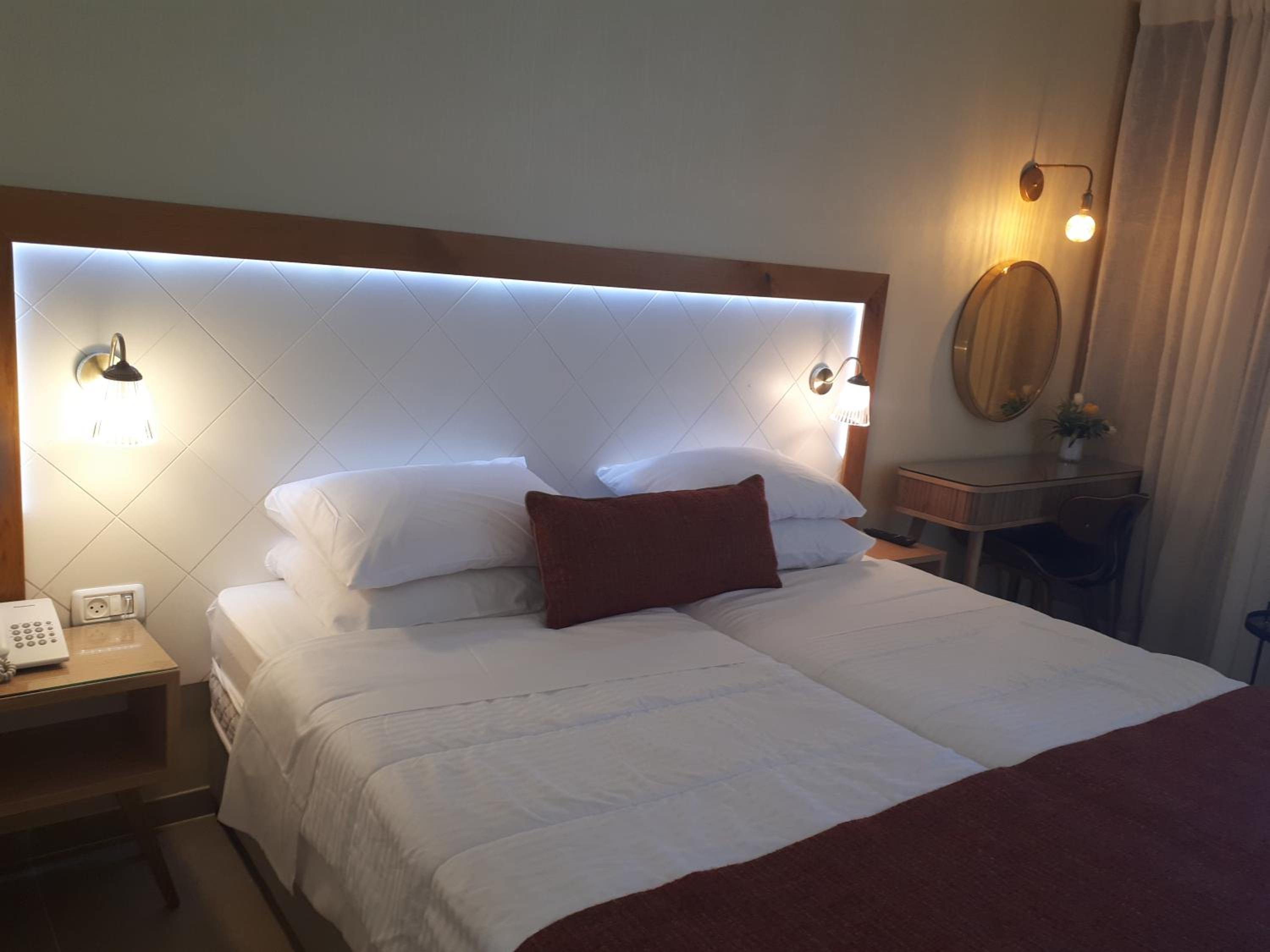 Superior Room With Sea View & Shower - Photo 5