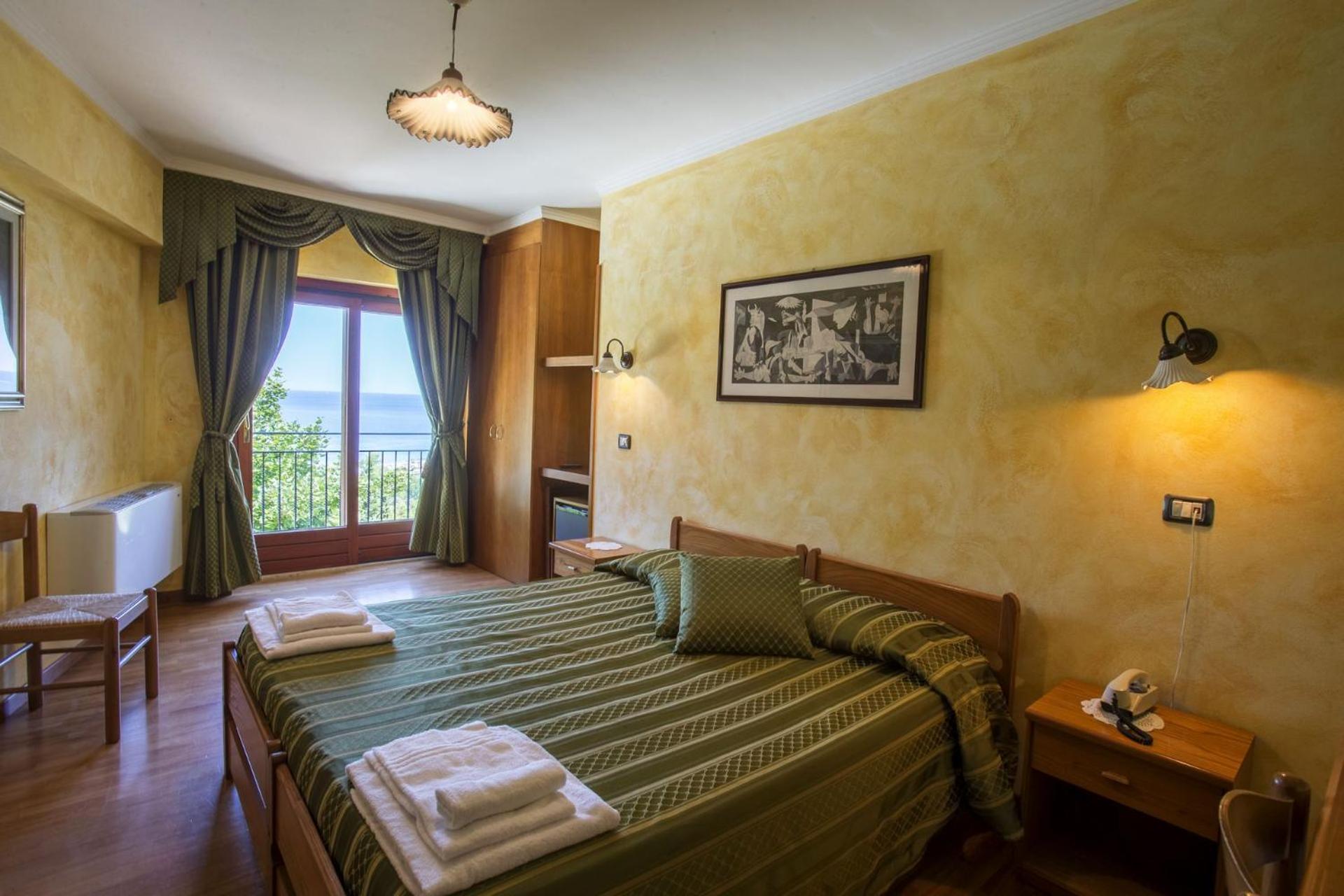 Standard Double or Twin Room with Sea View