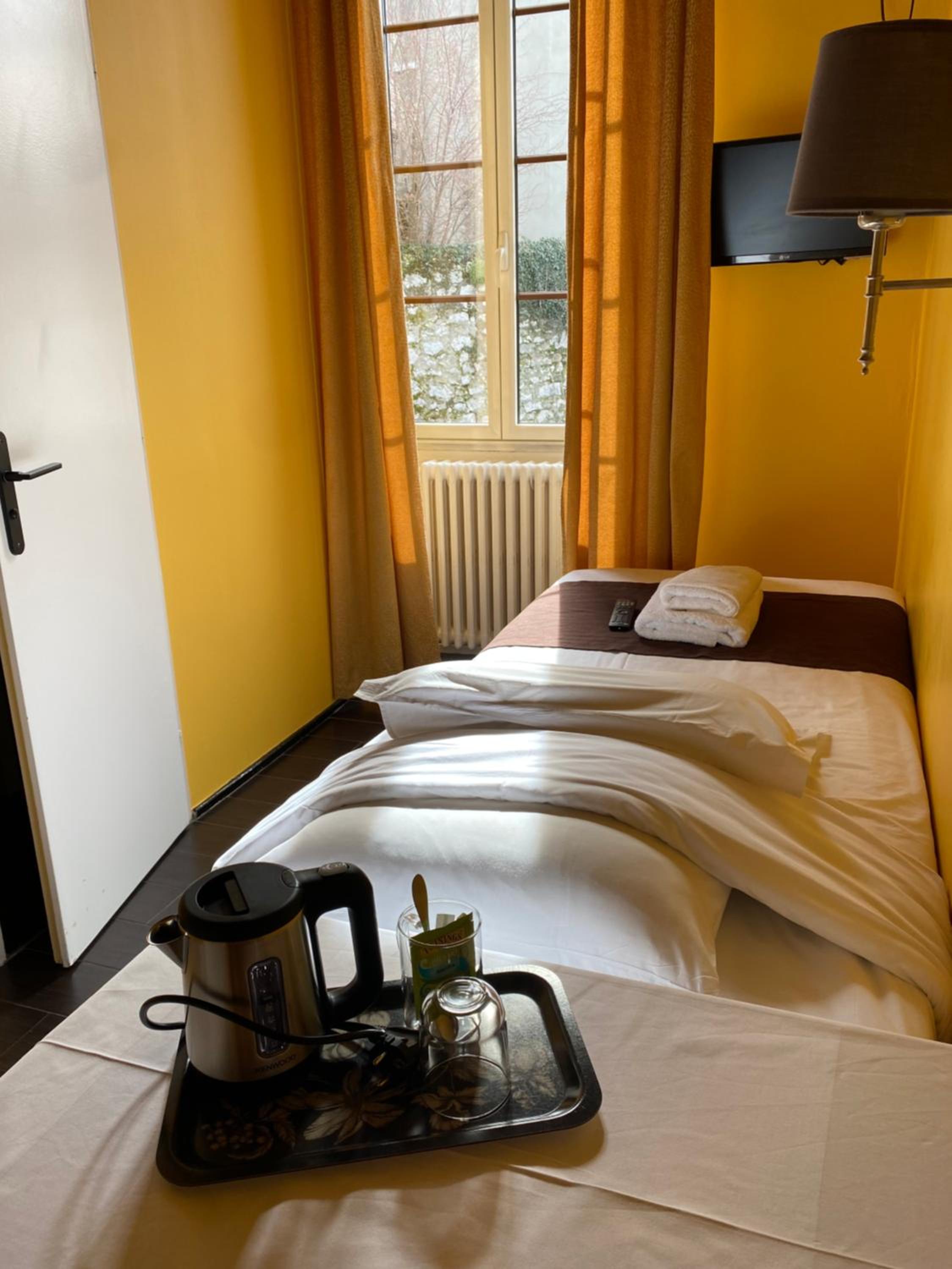 Single Room photo 3
