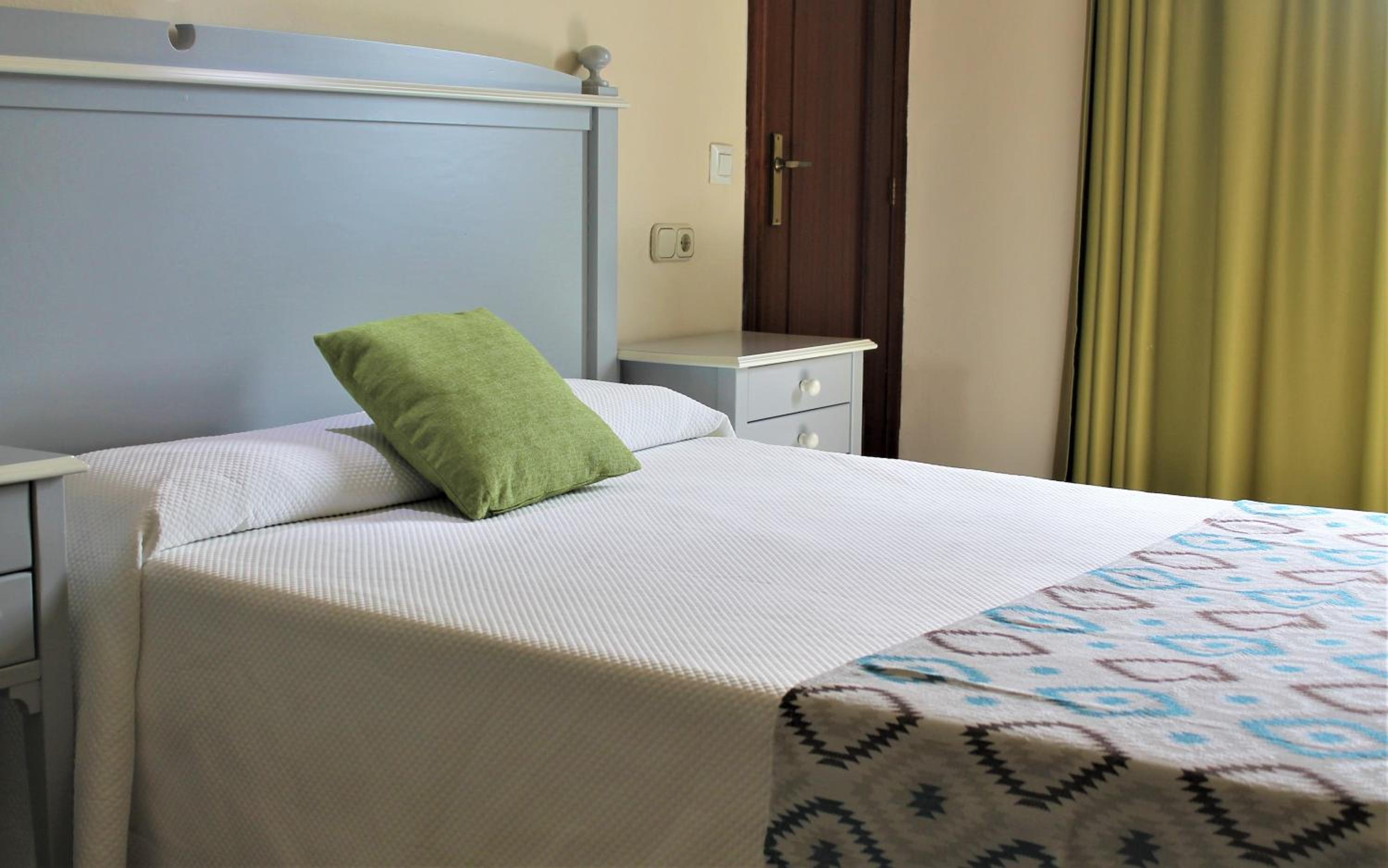 Single Room photo 2