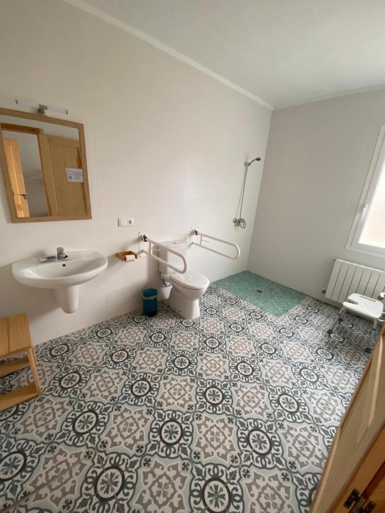 Deluxe Room (2 Adults + 1 Child) photo 3