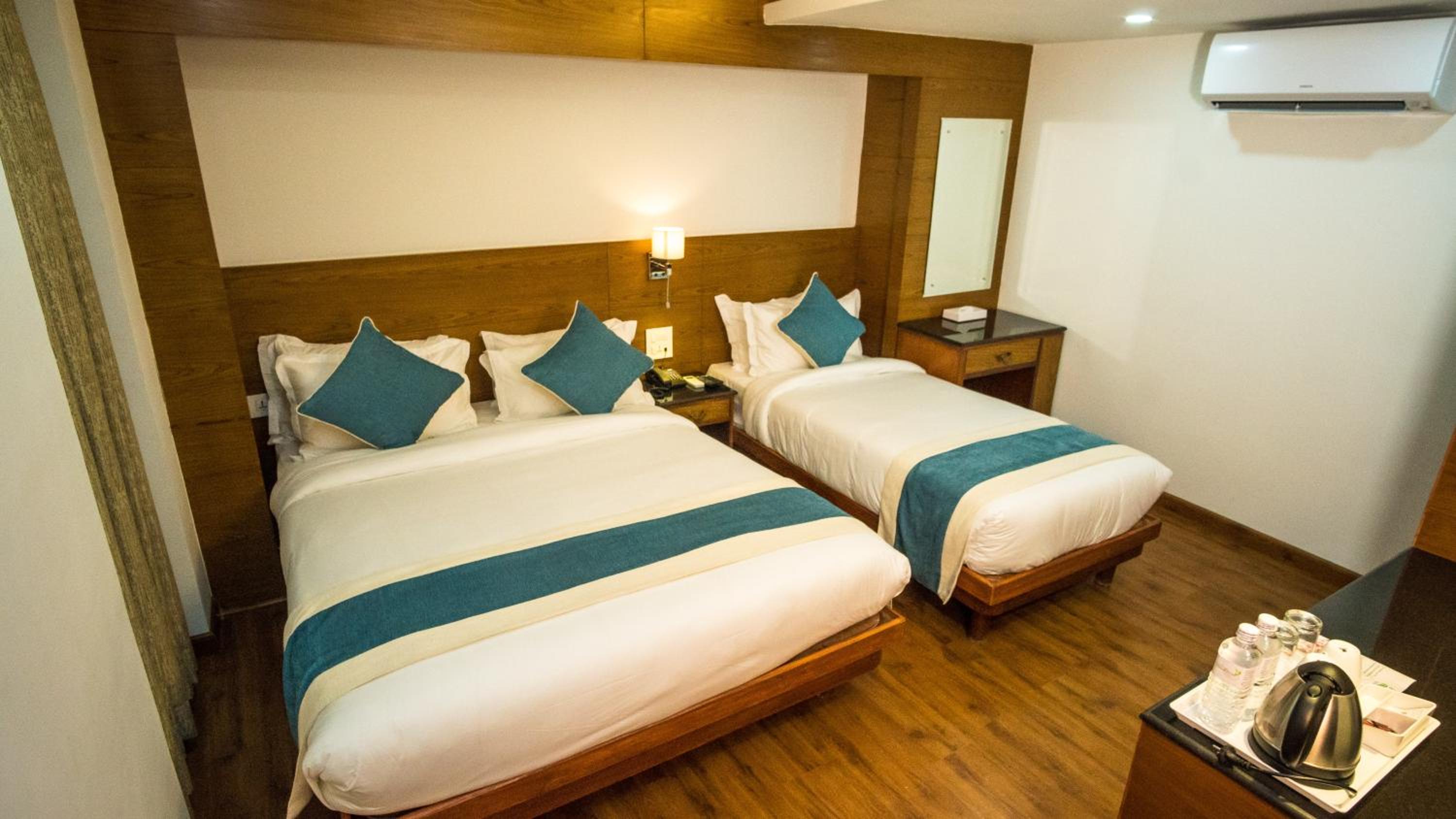 Classic Triple Room - Photo 2