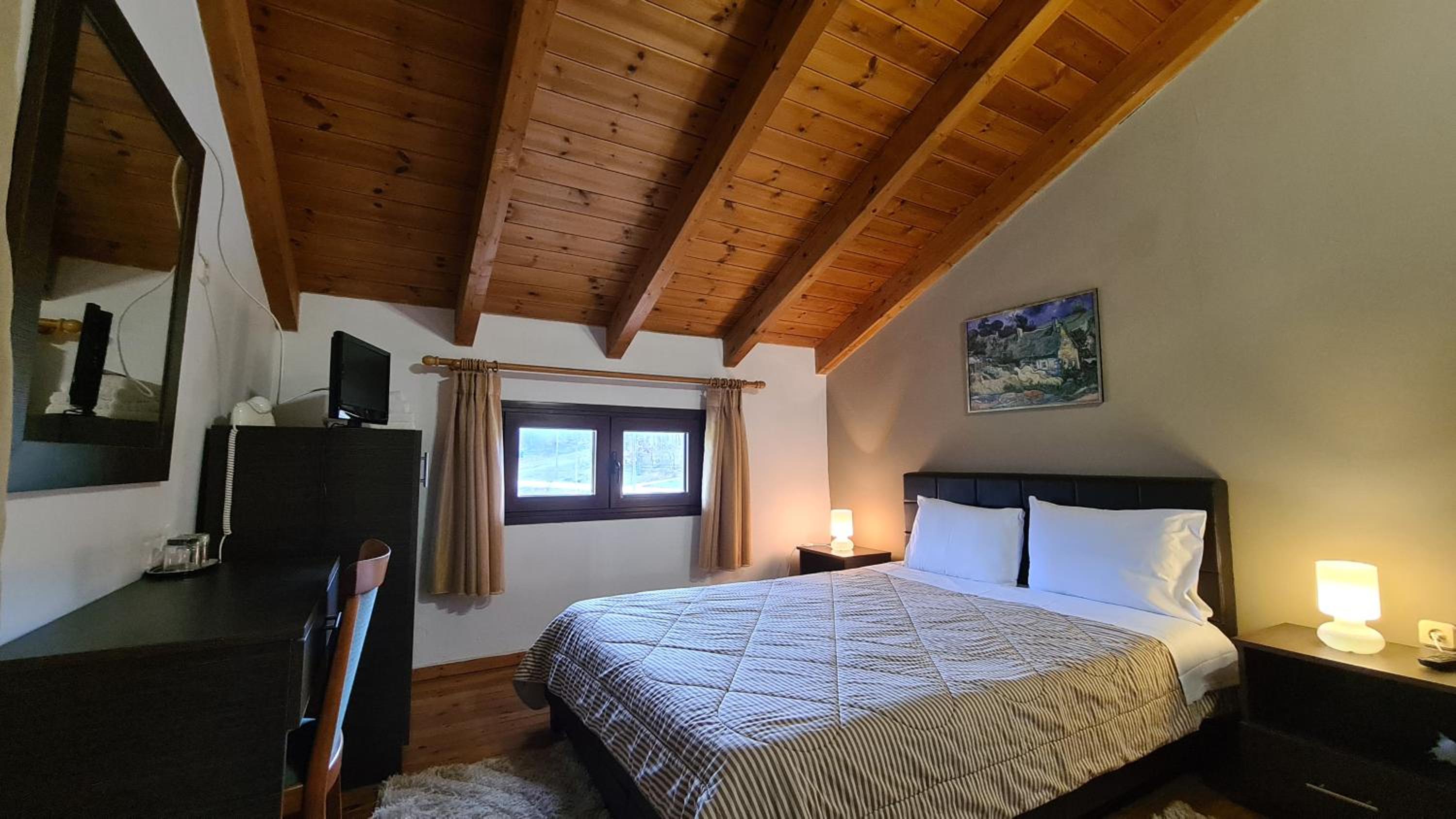 Double Or Twin Room With Mountain View photo 3