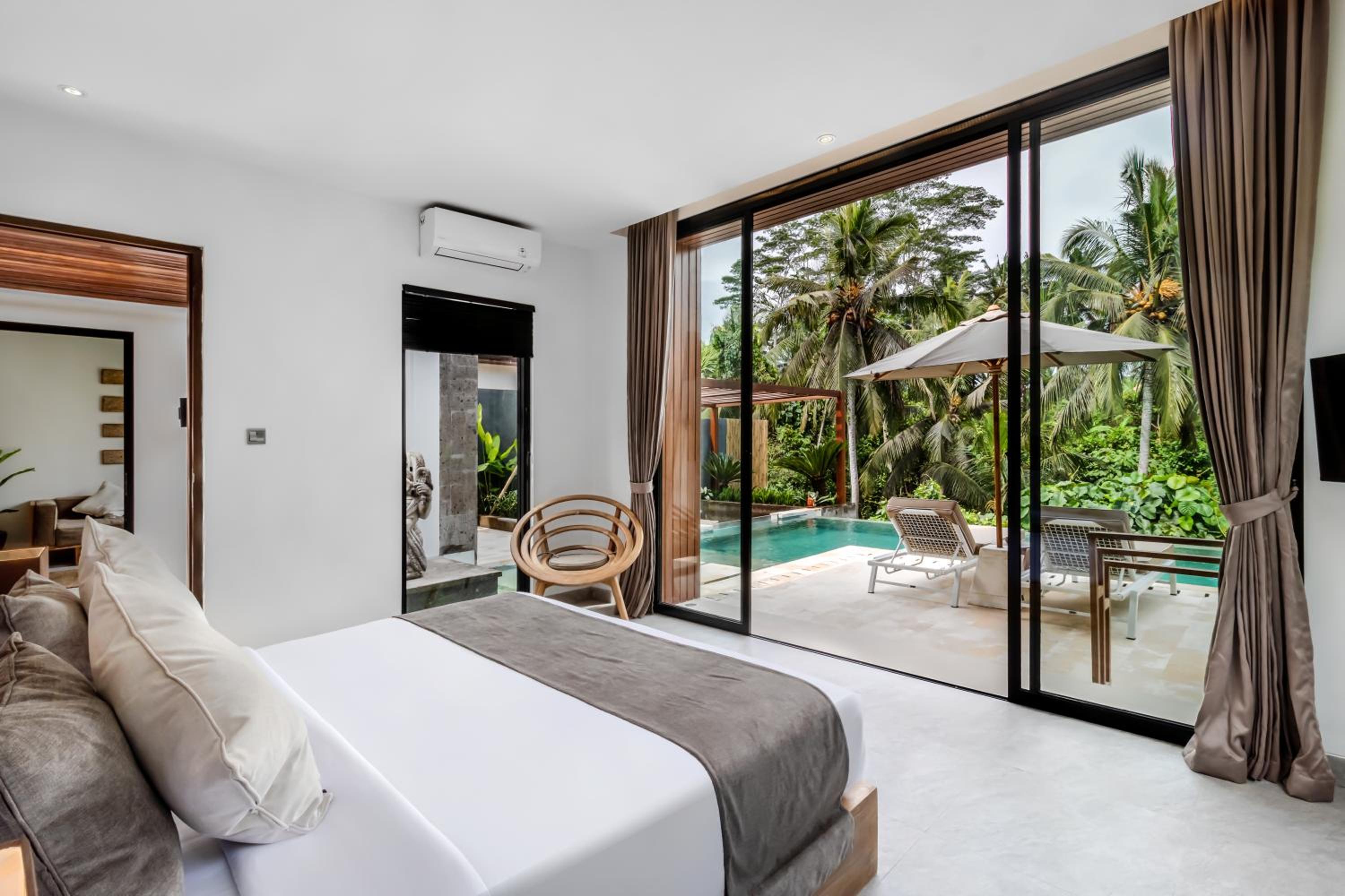 One-Bedroom Villa - Photo 13